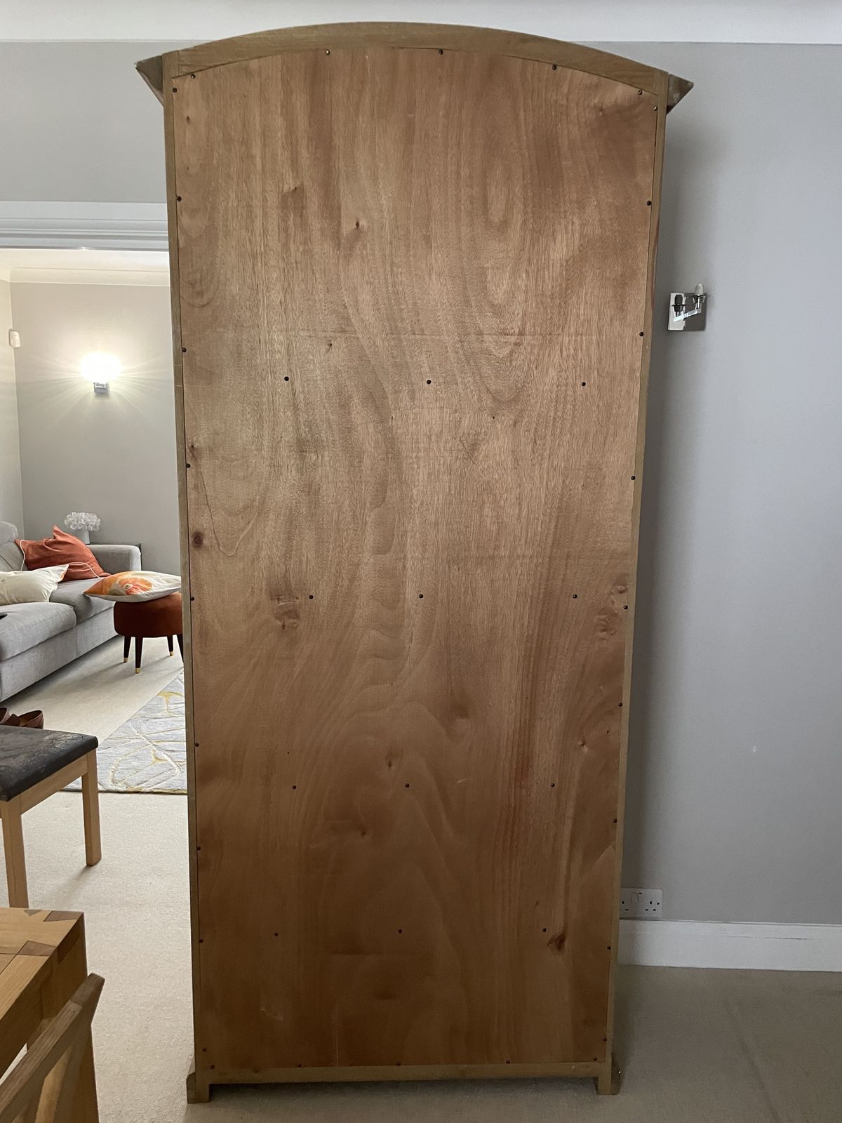 Oak Dresser / Display Unit With Metal Closing Lock photo 199.0