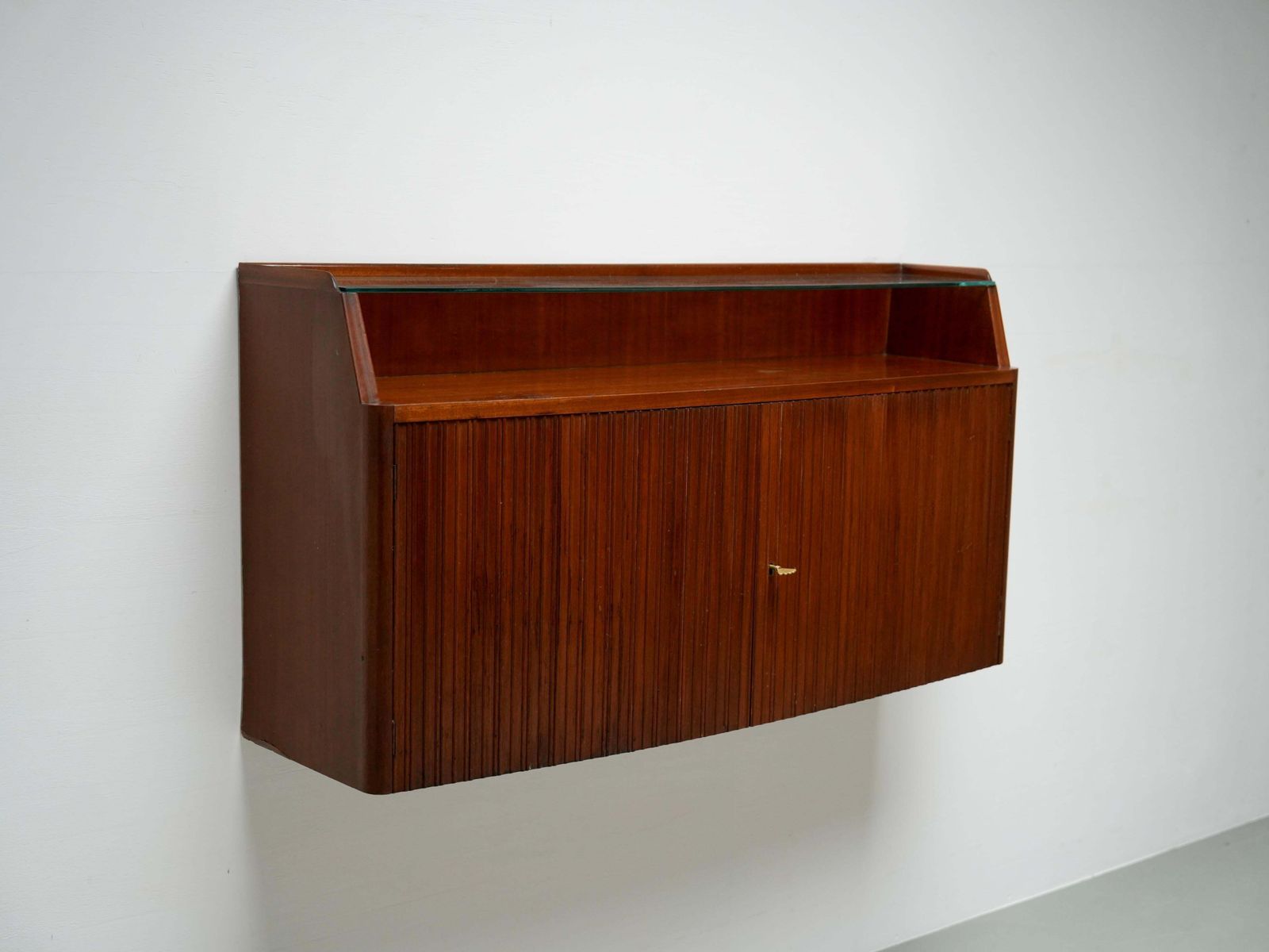Wall Mounted Credenza By Paolo Buffa For Serafino Arrighi, Italy, 1950's photo vinterior