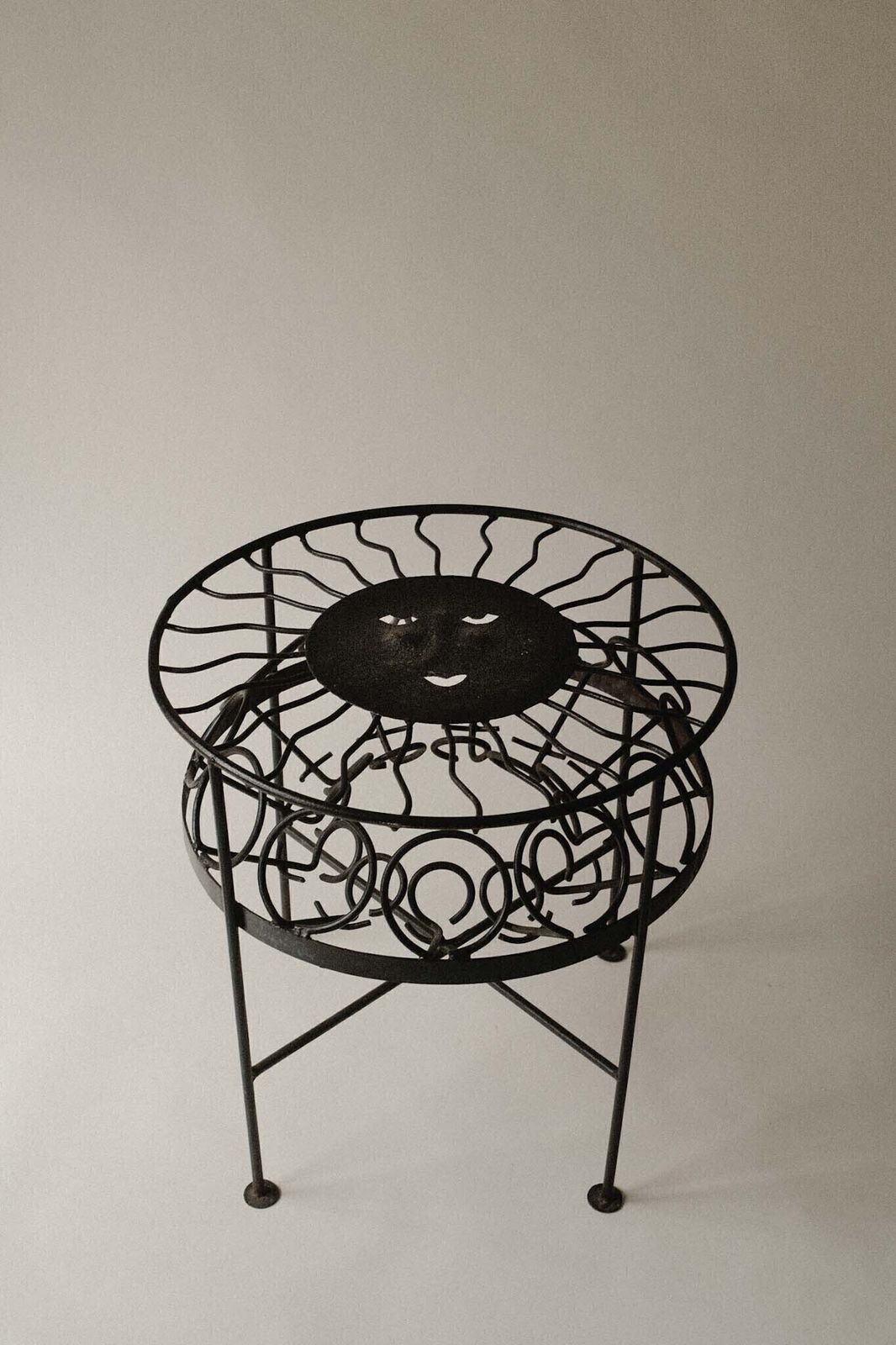 Sculptural Iron Table With Sunburst Face photo 795.0