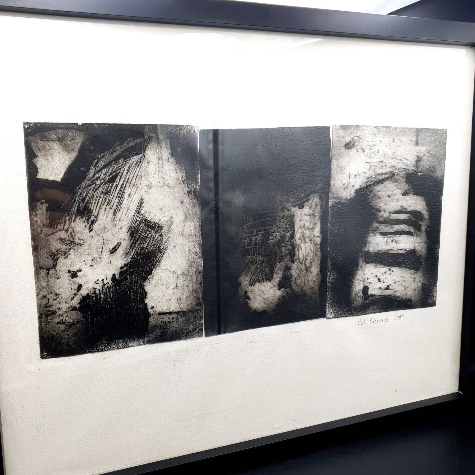 Val Bestwick Etchings Mounted On Canvas 2019 'Trio' Black & White Rare L54xh44cm photo vintage