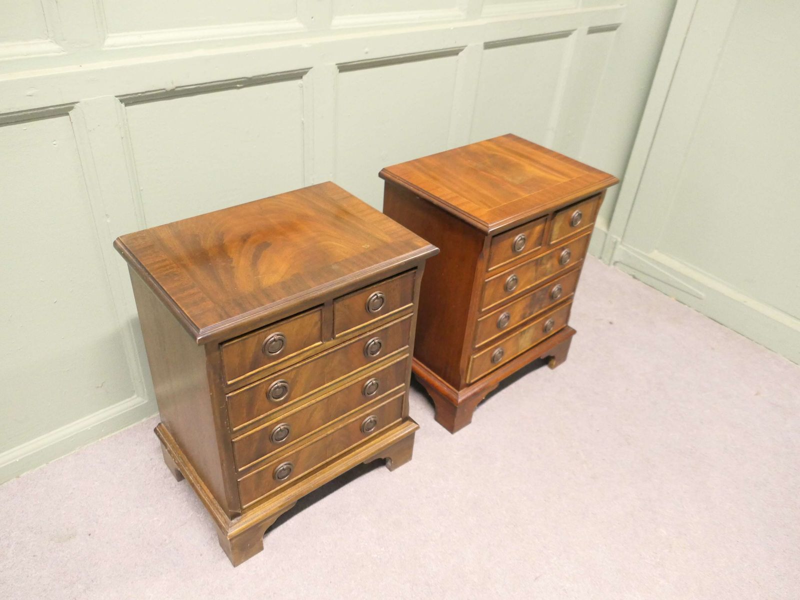 A Pair Of Walnut Bedside Chest Of Drawers photo furniture