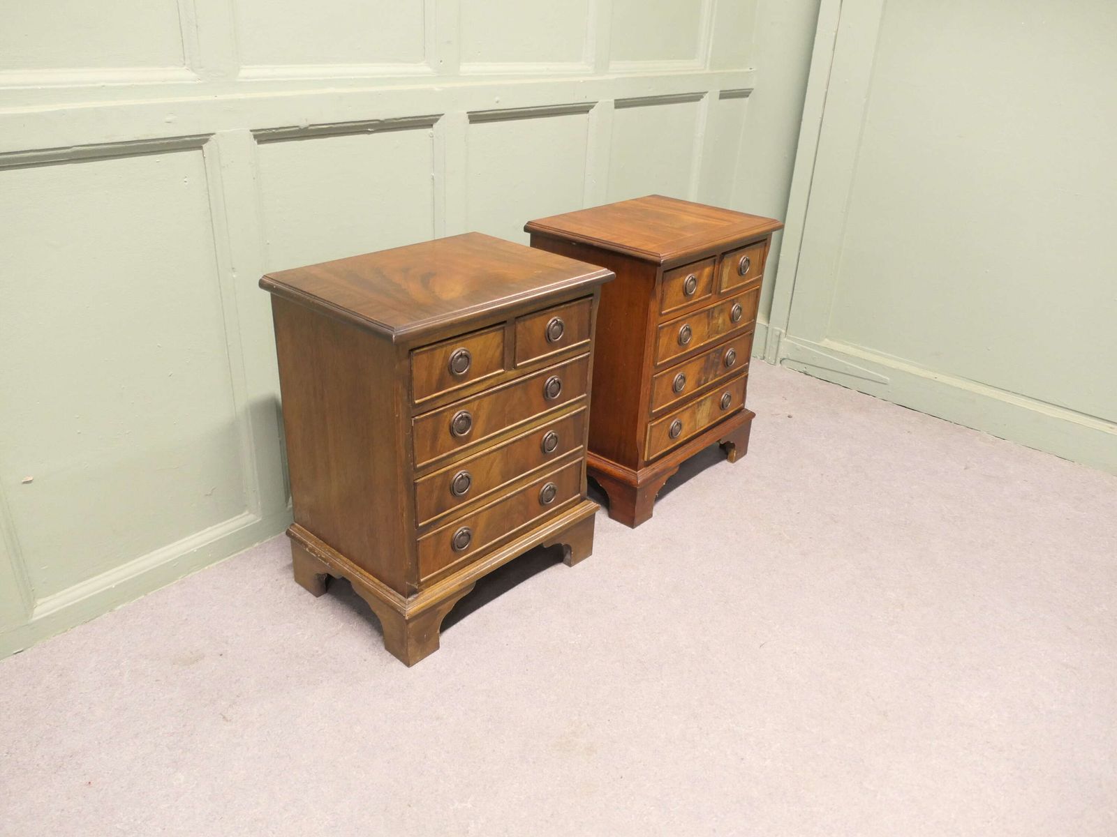A Pair Of Walnut Bedside Chest Of Drawers photo Furniture