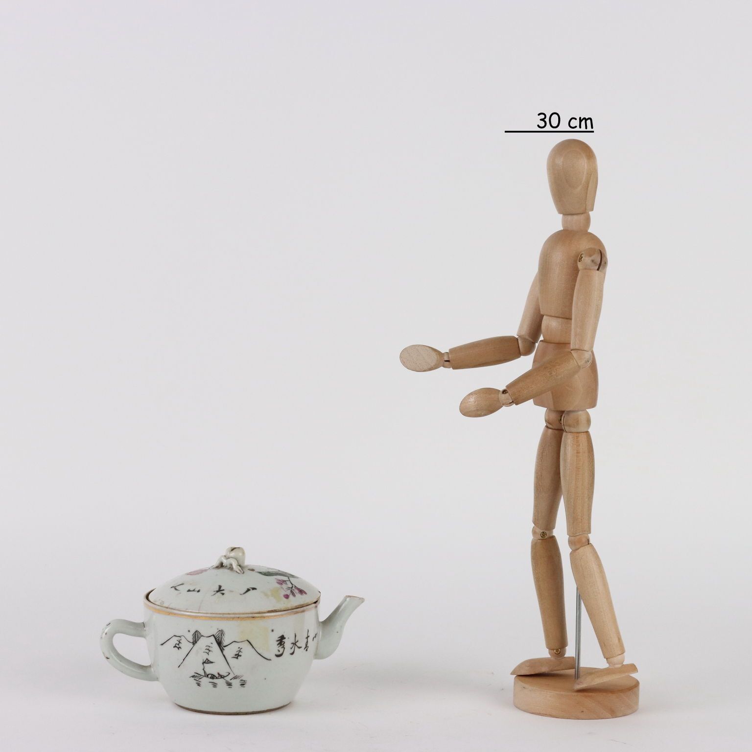 Teapot Porcelain China XIX Century photo furniture