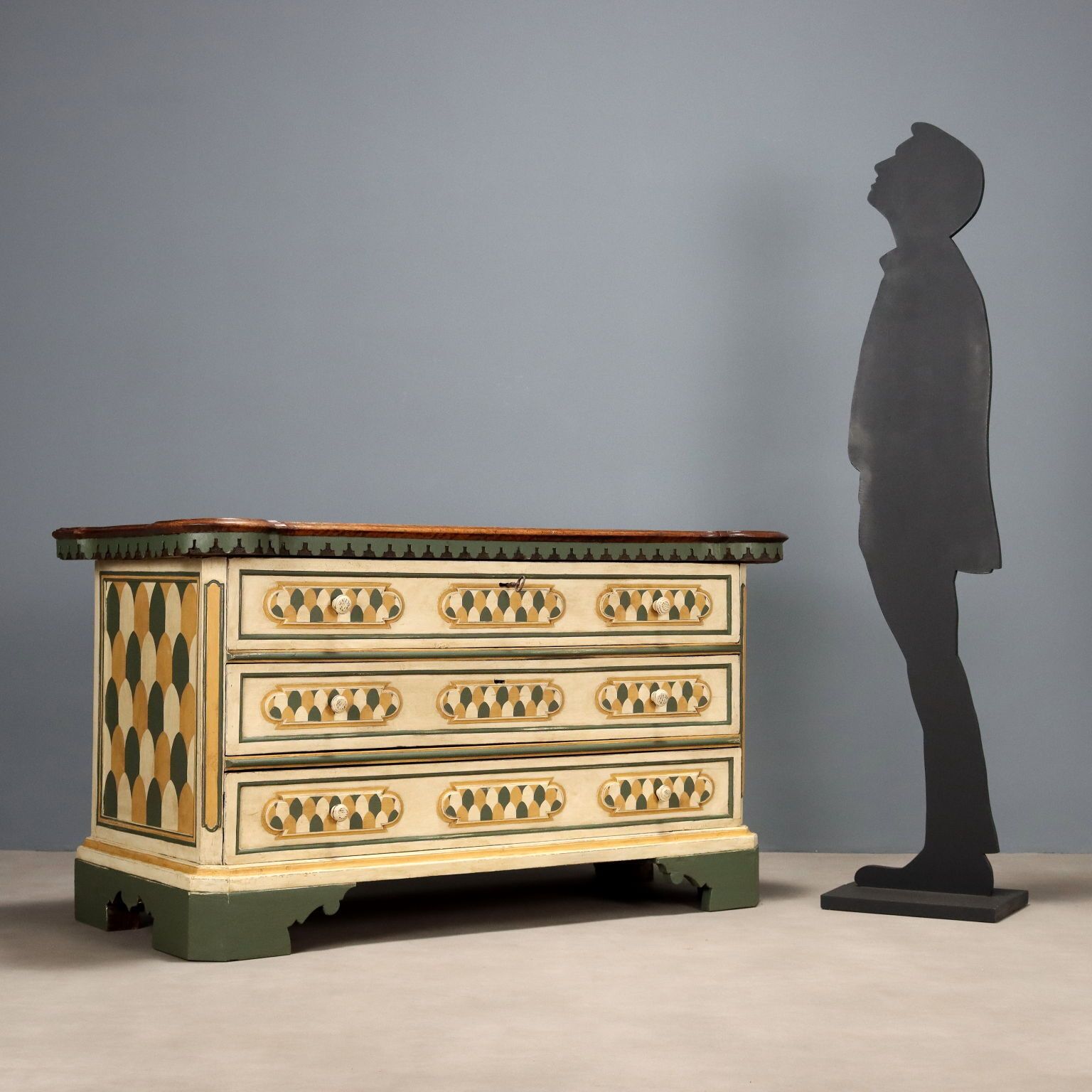 Baroque Bergamasque Chest Of Drawers Early XVIII Century photo furniture