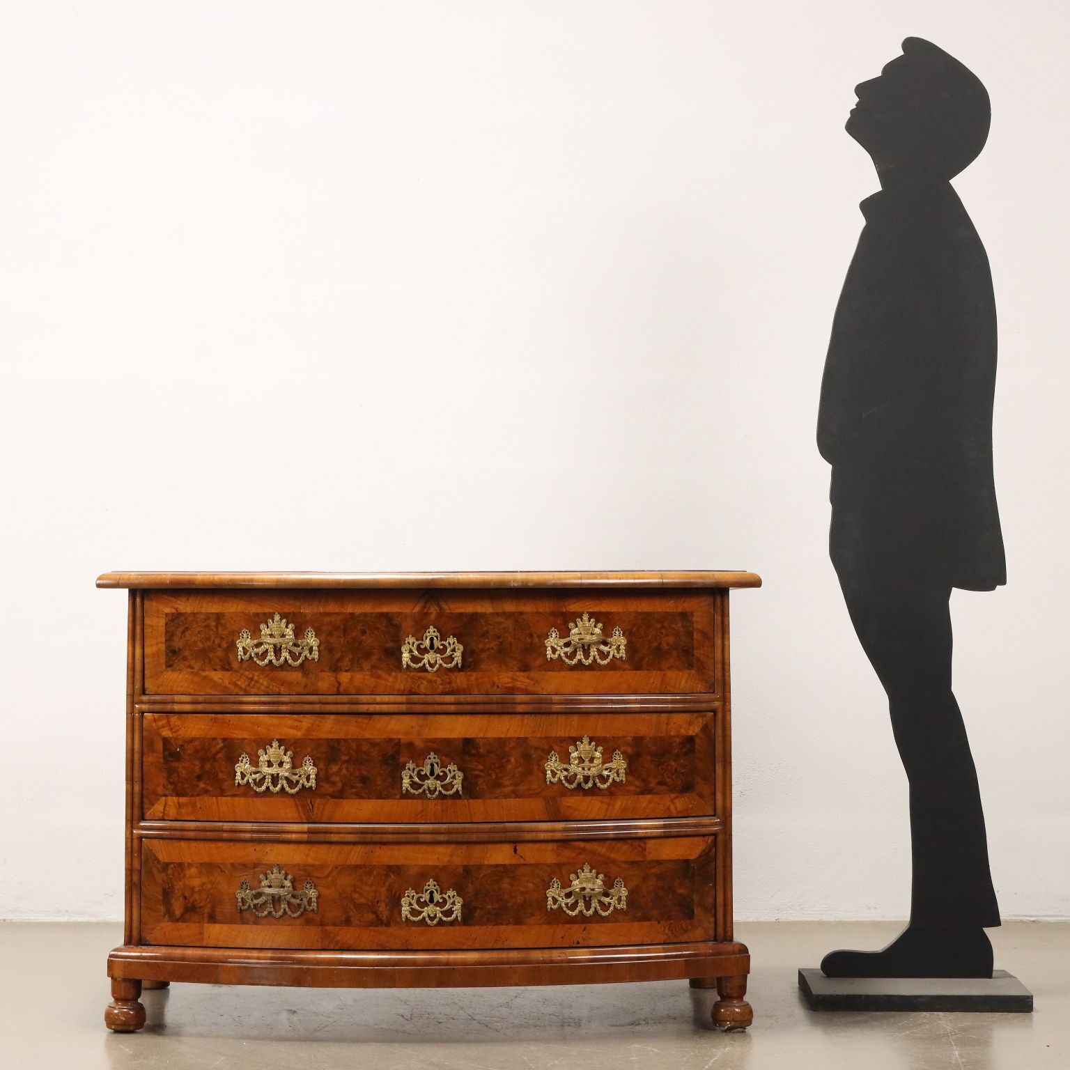 Antique Demi Lune Chest Of Drawers Walnut Netherlands XVIII Century photo furniture