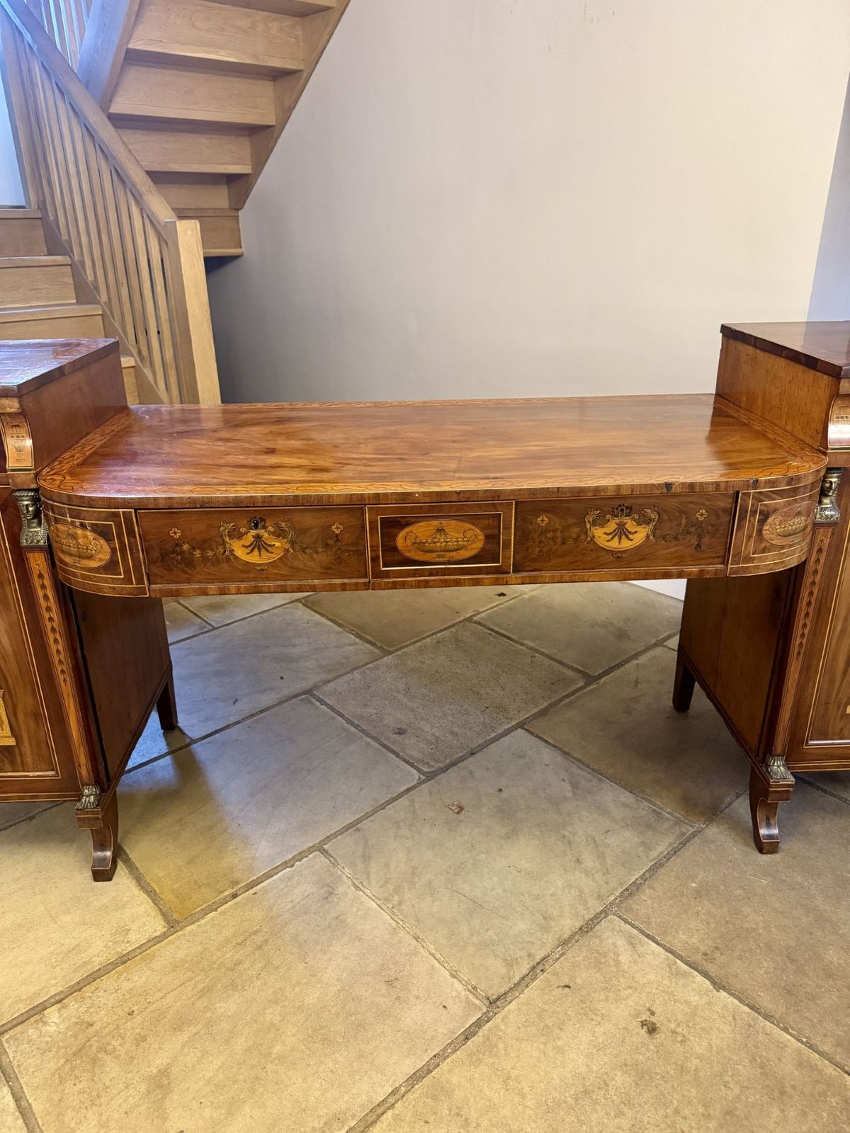 photo furniture Outstanding Quality Large George III Mahogany & Satinwood Inlaid Sideboard