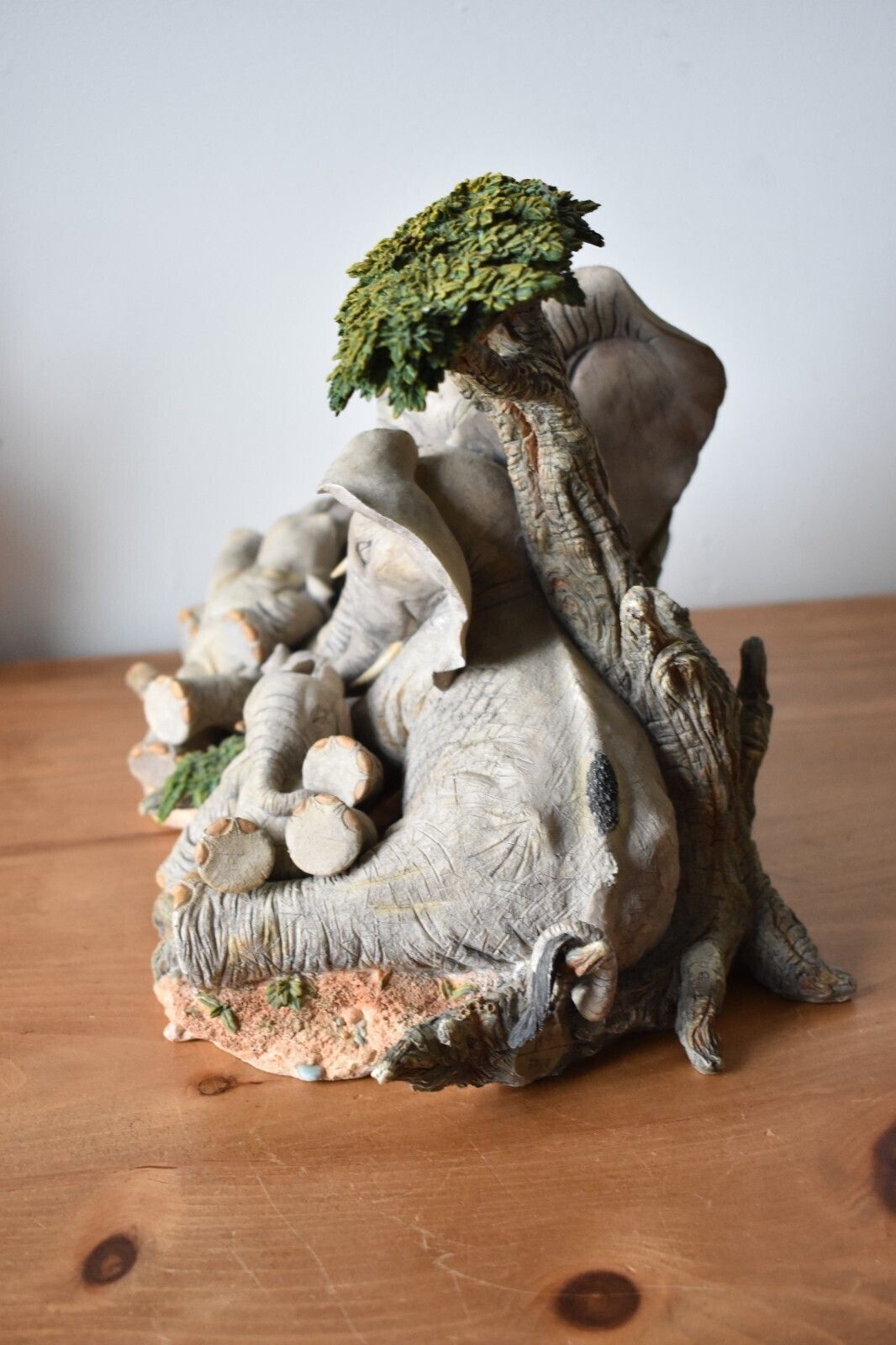 Tuskers Ornament/ Sculpture 'Zzzonked Out' Limited Edition 159/3000 In Box photo buy