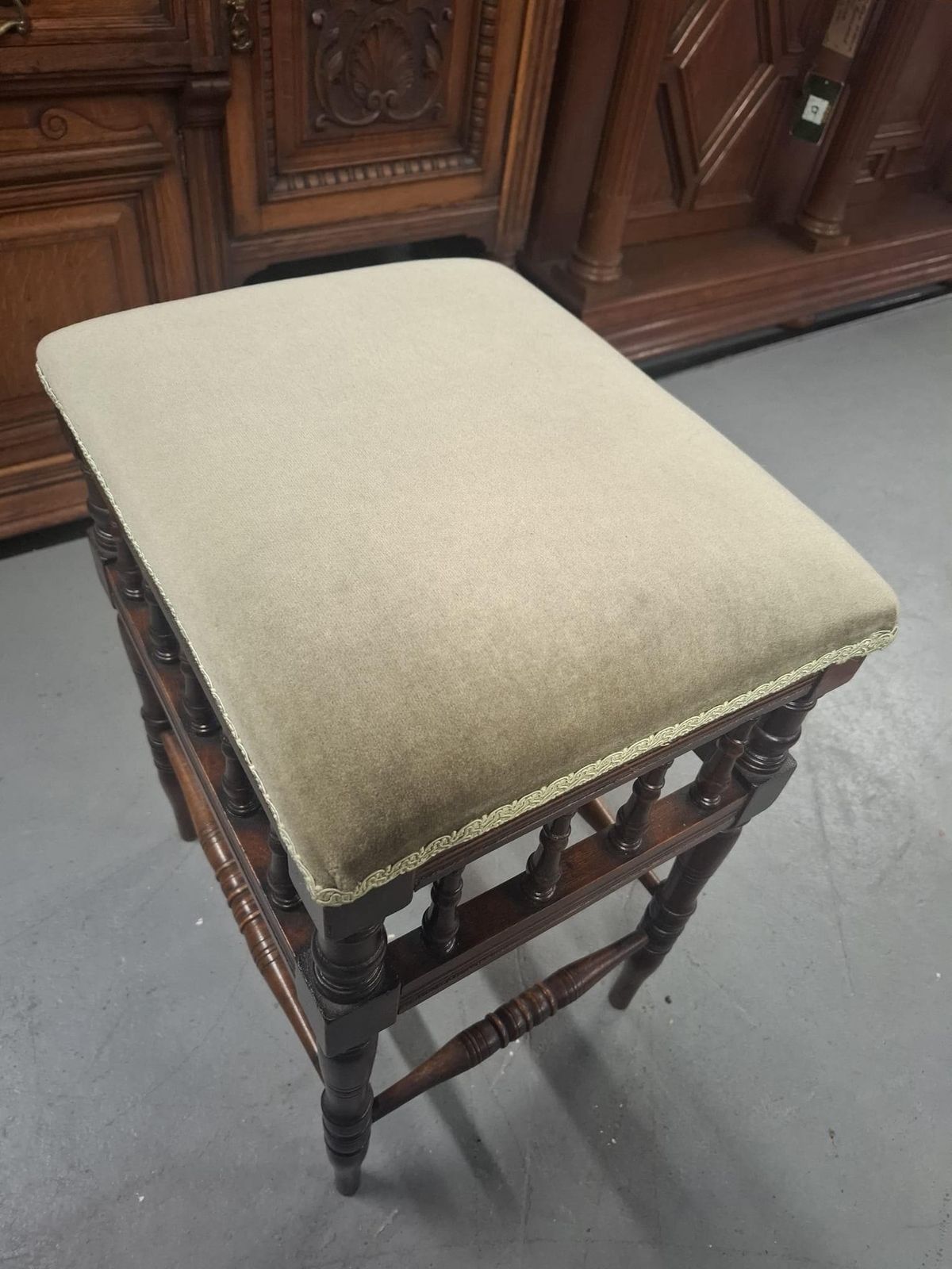 Edwardian Mahogany Spindle And Turned Leg Piano Stool photo Furniture
