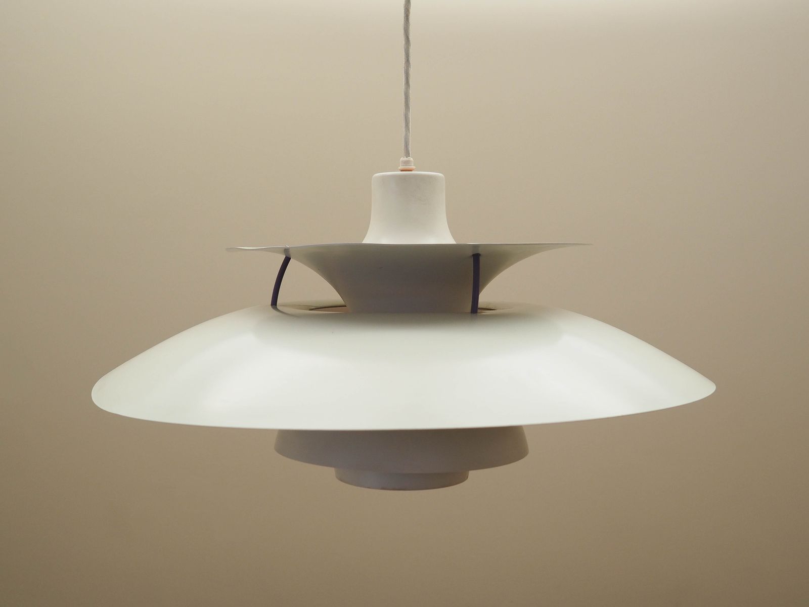 Verlichting Hanglamp Ph5, Deens Design, Jaren 1970, Fabrikant: Louis Poulsen photo