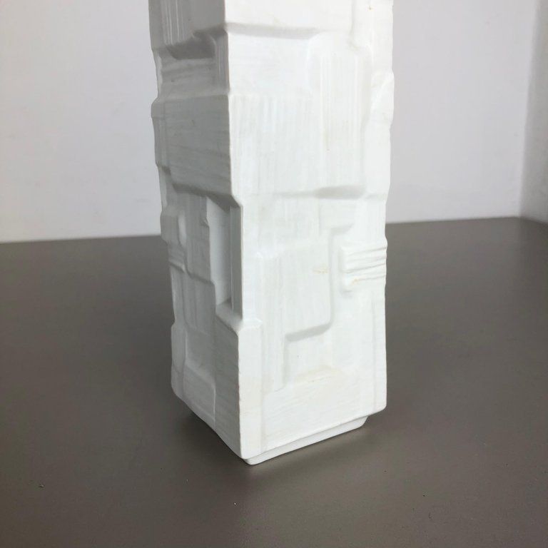 photo furniture Original 1970s Op Art Vase Porcelain German Vase By Heinrich Ceramics, Germany