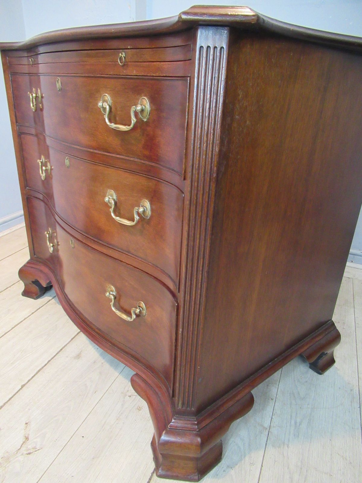photo for sale Georgian Style Mahogany   Serpentine Shaped  Chest Of Drawers