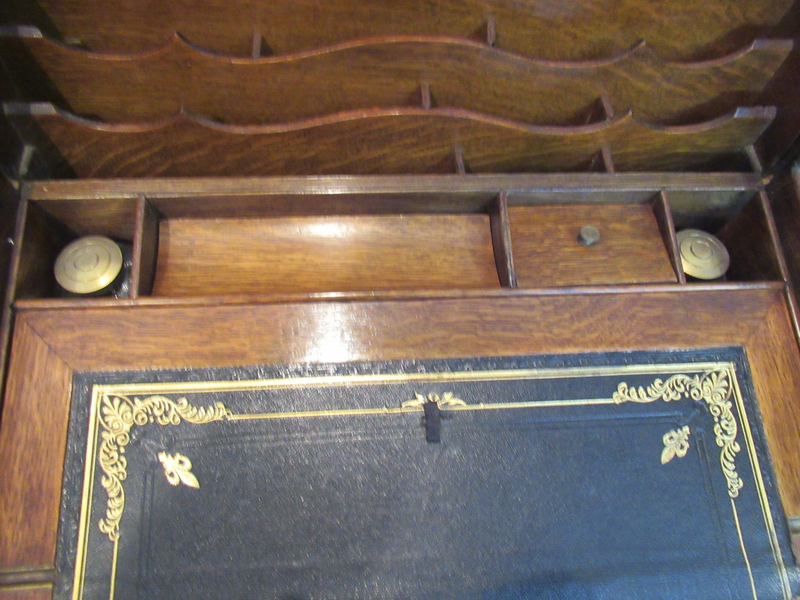 photo vintage Late Victorian  Oak Stationary / Date  Cabinet