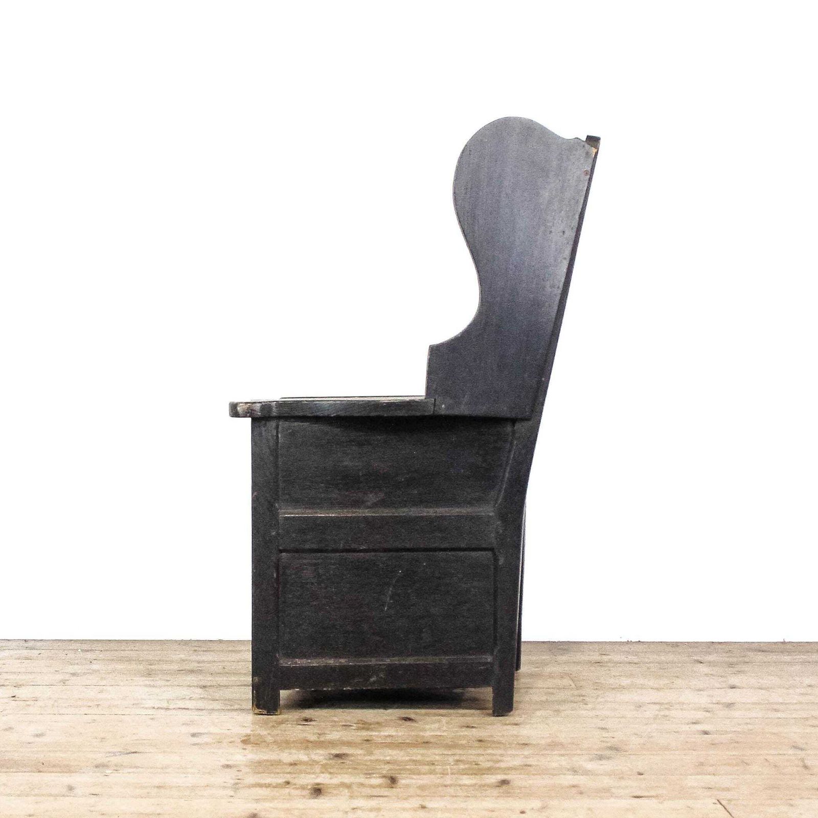 Early 20th Century Oak Lambing Chair | Antique Chair | Antique Furniture | Antique Chairs | Antique Armchairs photo for sale
