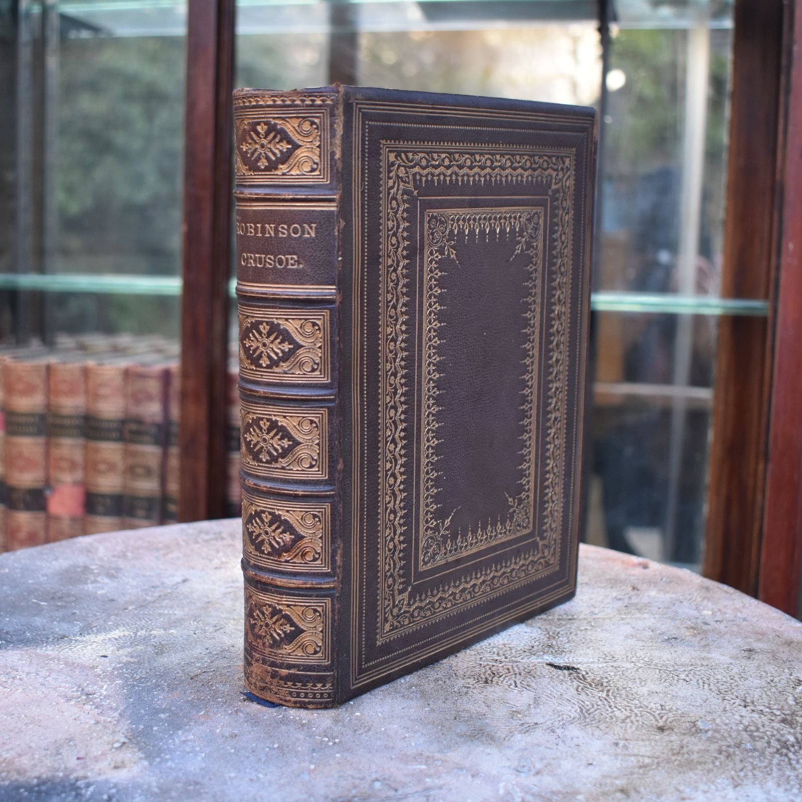 Antique 1864 Robinson Crusoe By Daniel Defoe Routledge London Fine Leather Book photo vintage