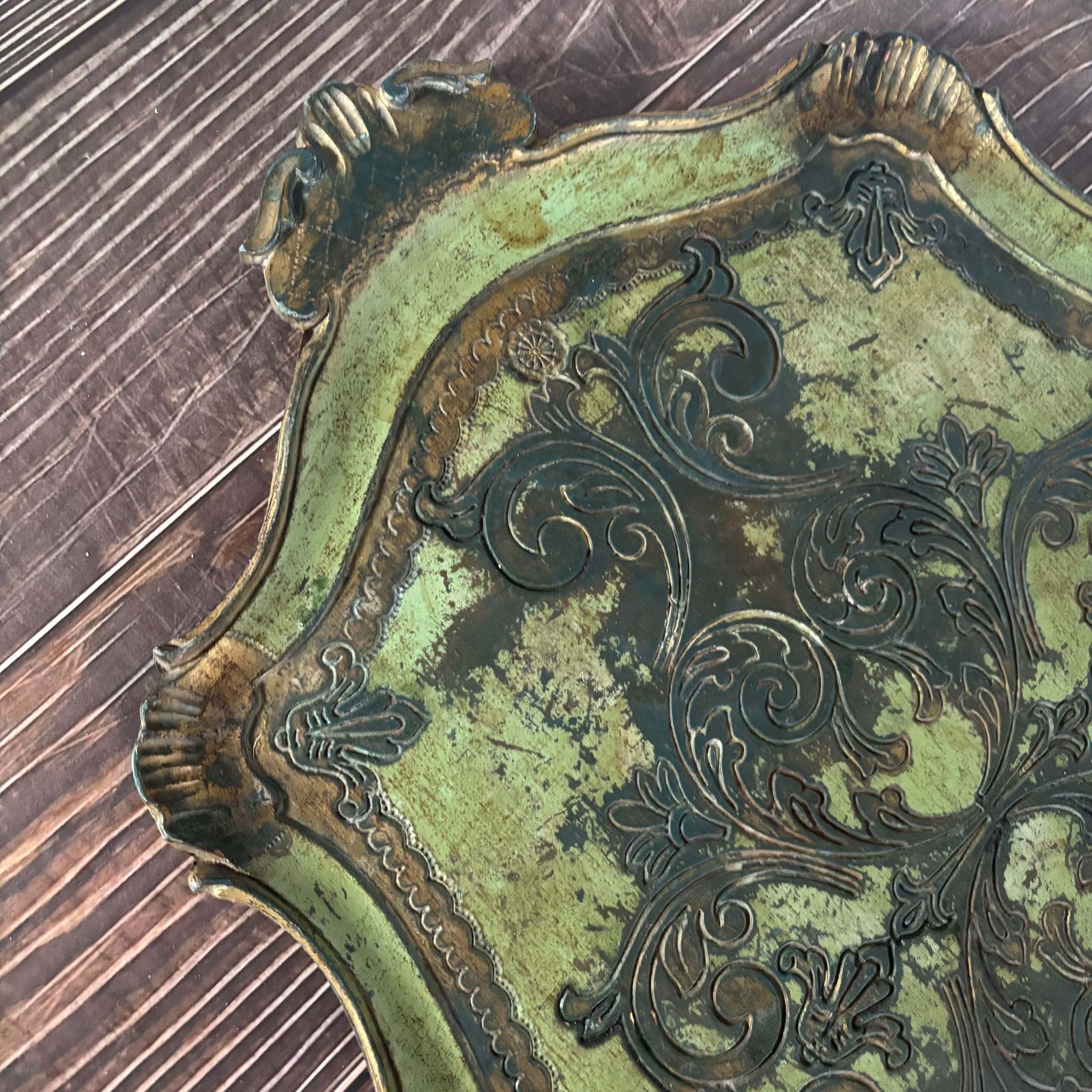 Large Distressed Green And Gold Florentine Tray photo vintage