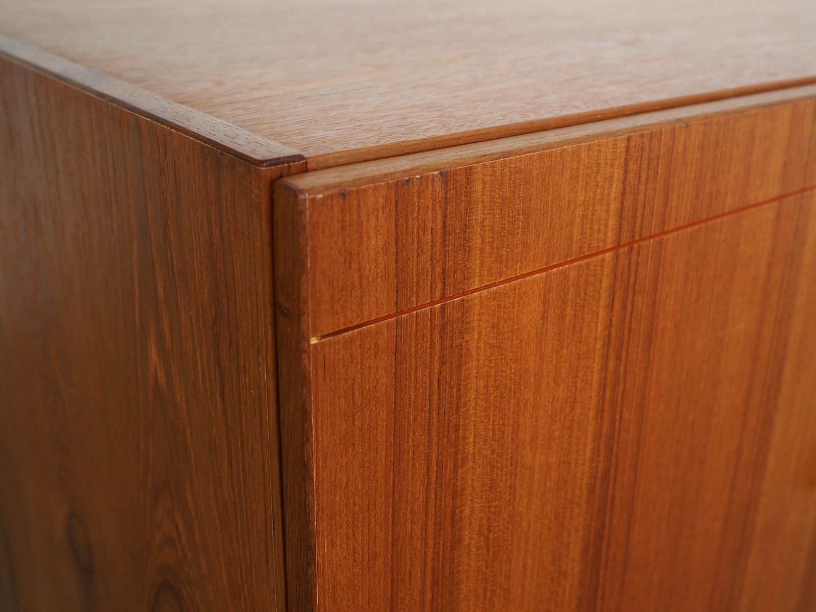 Teak Cabinet, Danish Design, 1970s, Production: Denmark photo vinterior