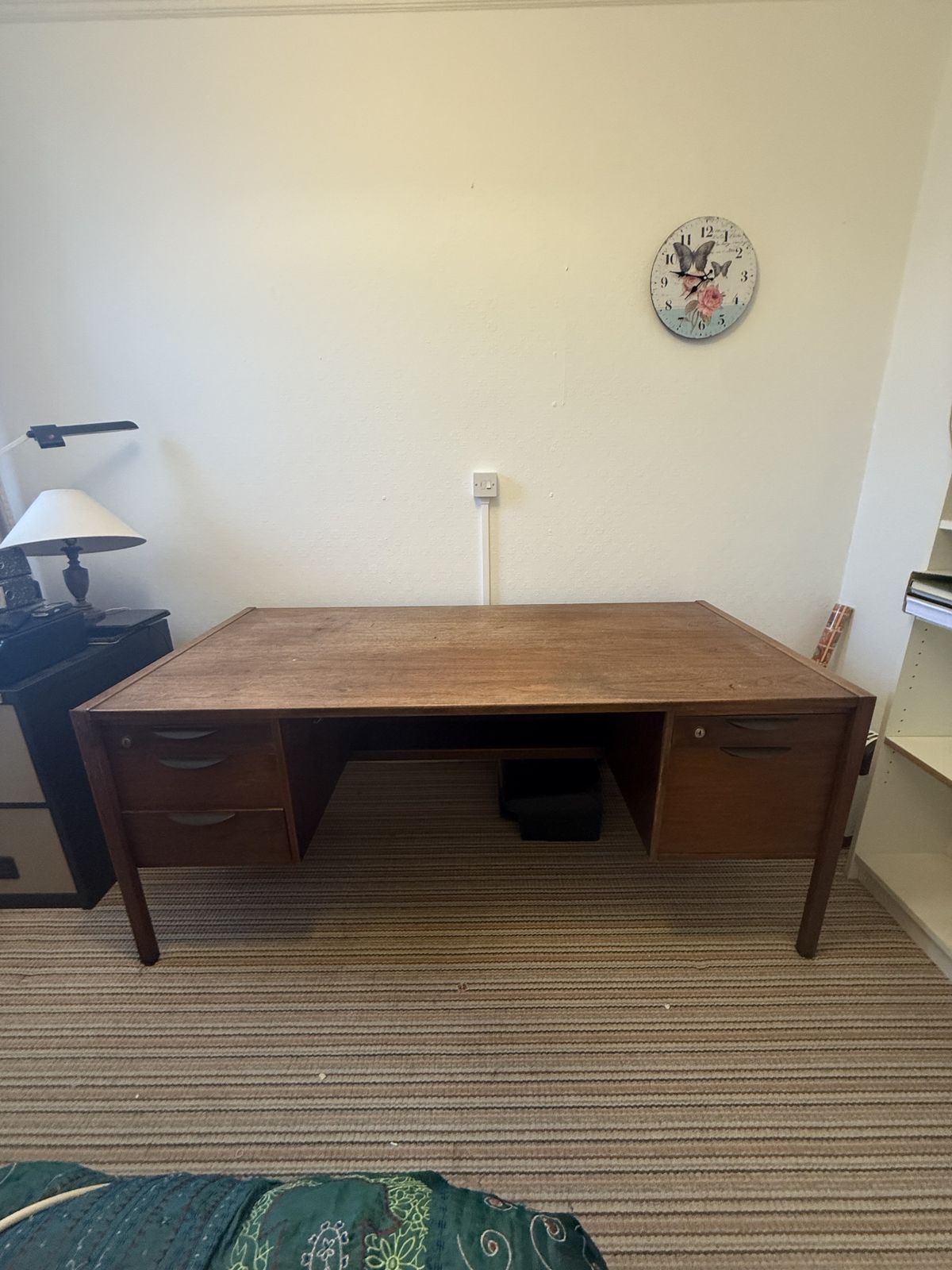 Walnut Desk,  Jen’s Risom C.1950s – Original Paper Label photo vintage