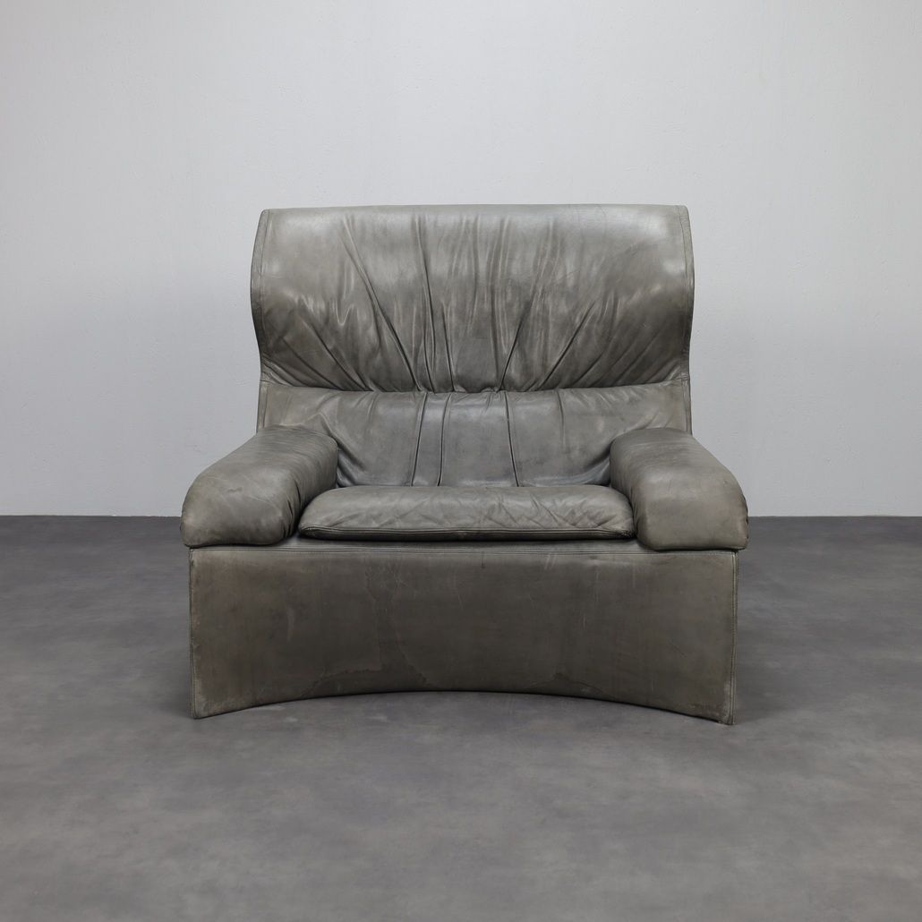 Vela Alta Leather Lounge Chair And Ottoman By Giovanni Offredi For Saporiti, Italy, 1970s photo for sale