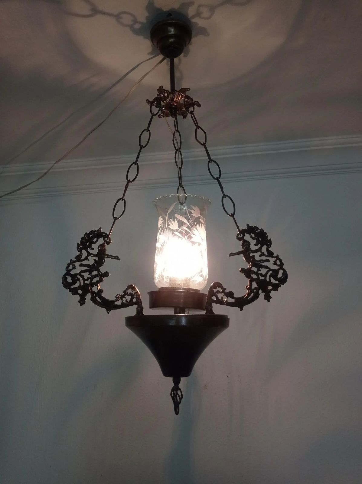 Vintage 1980s Brass French Angel Rococo & Cherub Pendant Fixture photo 462.0