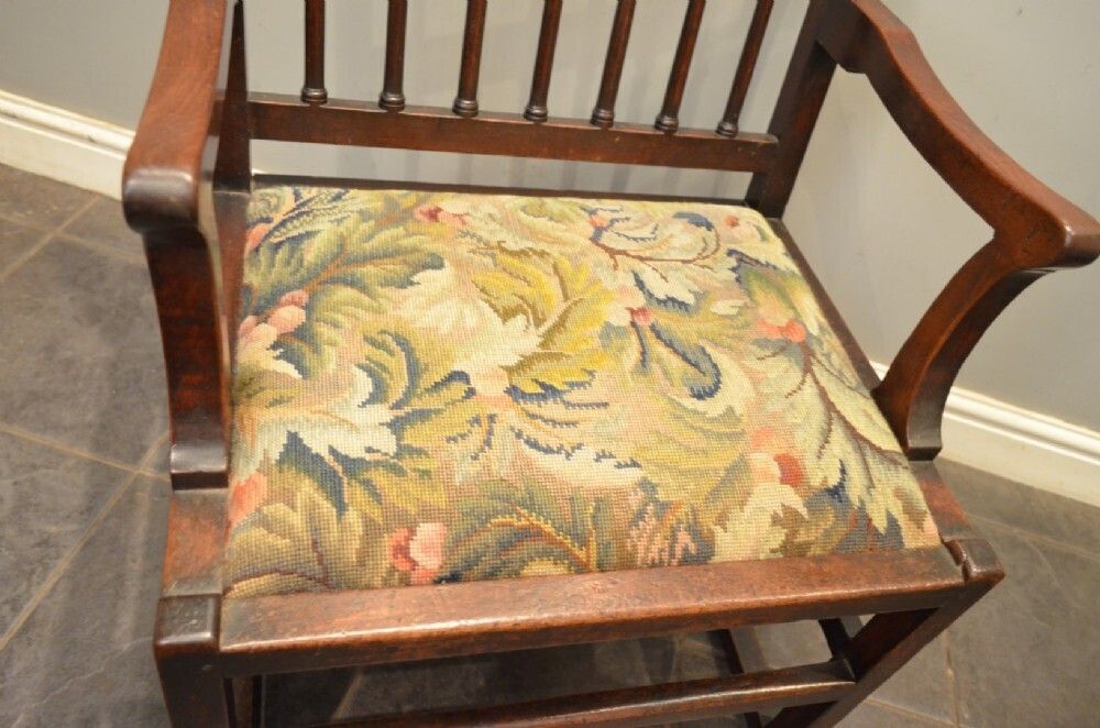 Lovely 18th Century Oak 'Westmoreland' Lawn Chair photo vinterior