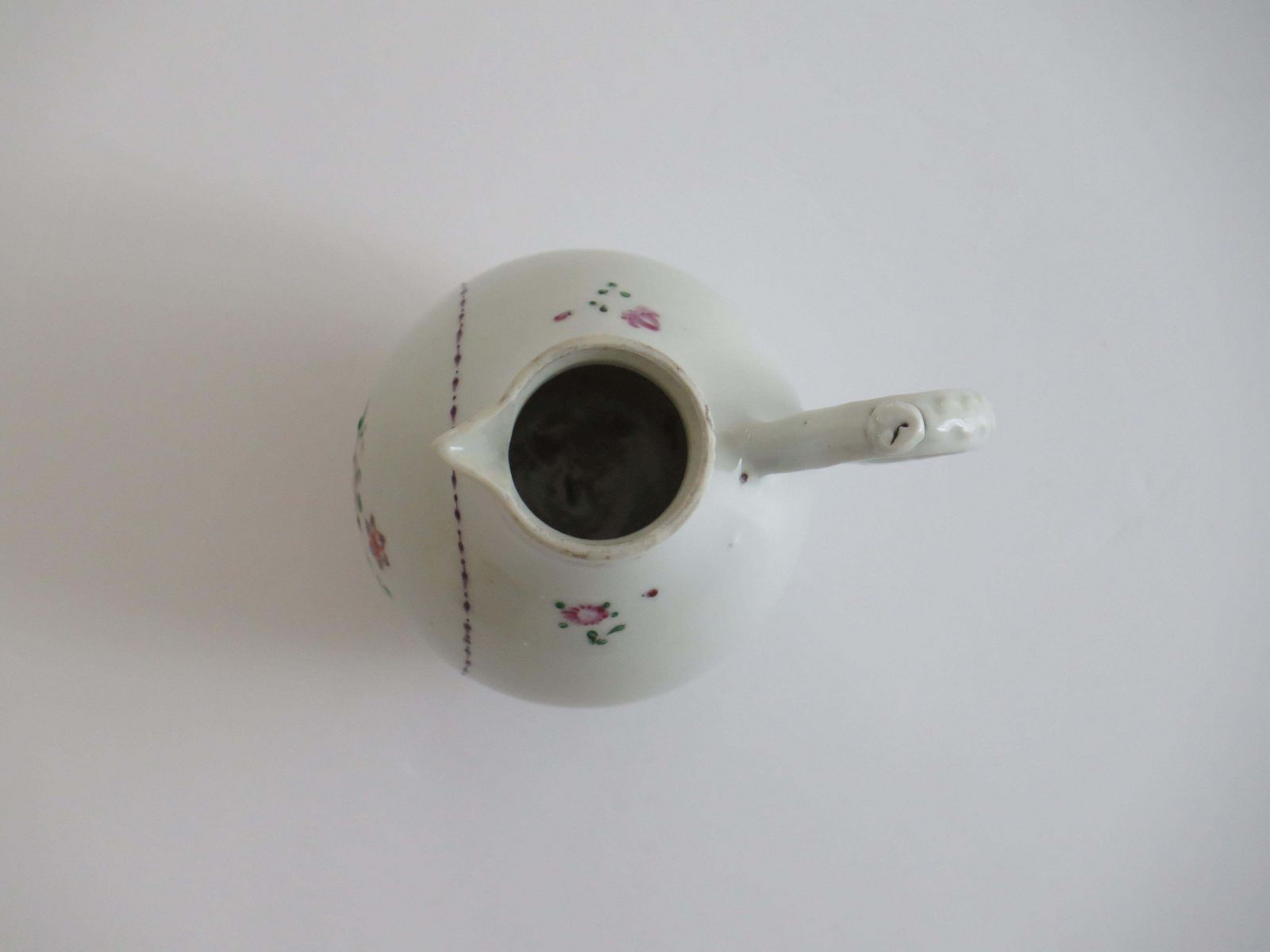 photo vintage 18thc Chinese Sparrow Beak Jug Porcelain Hand Painted Famille Rose, Ca 1775
