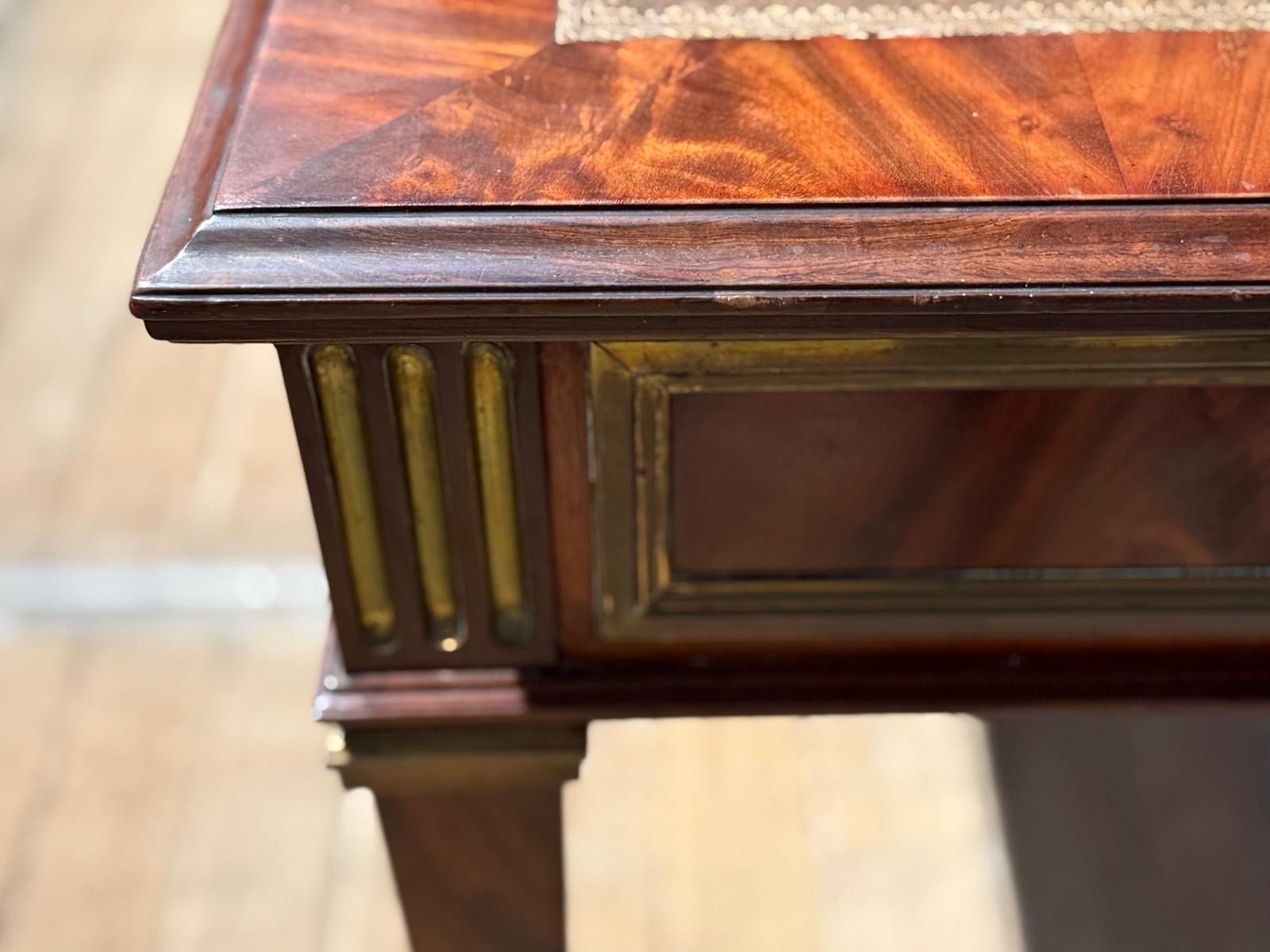 2695.0 High Quality French Louis XVI Writing Desk photo