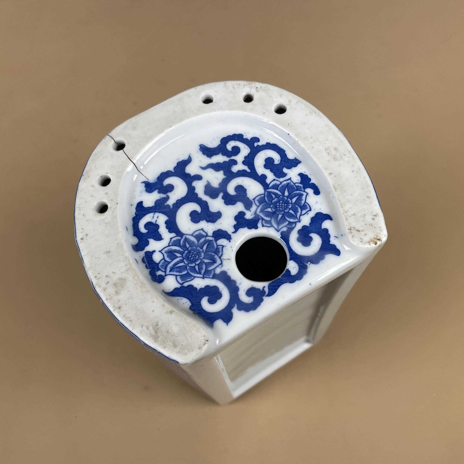 Chinese Blue White Porcelain Pillow Ceramic Neck Rest Traditional Oriental Asian Headrest Decorative photo vintage