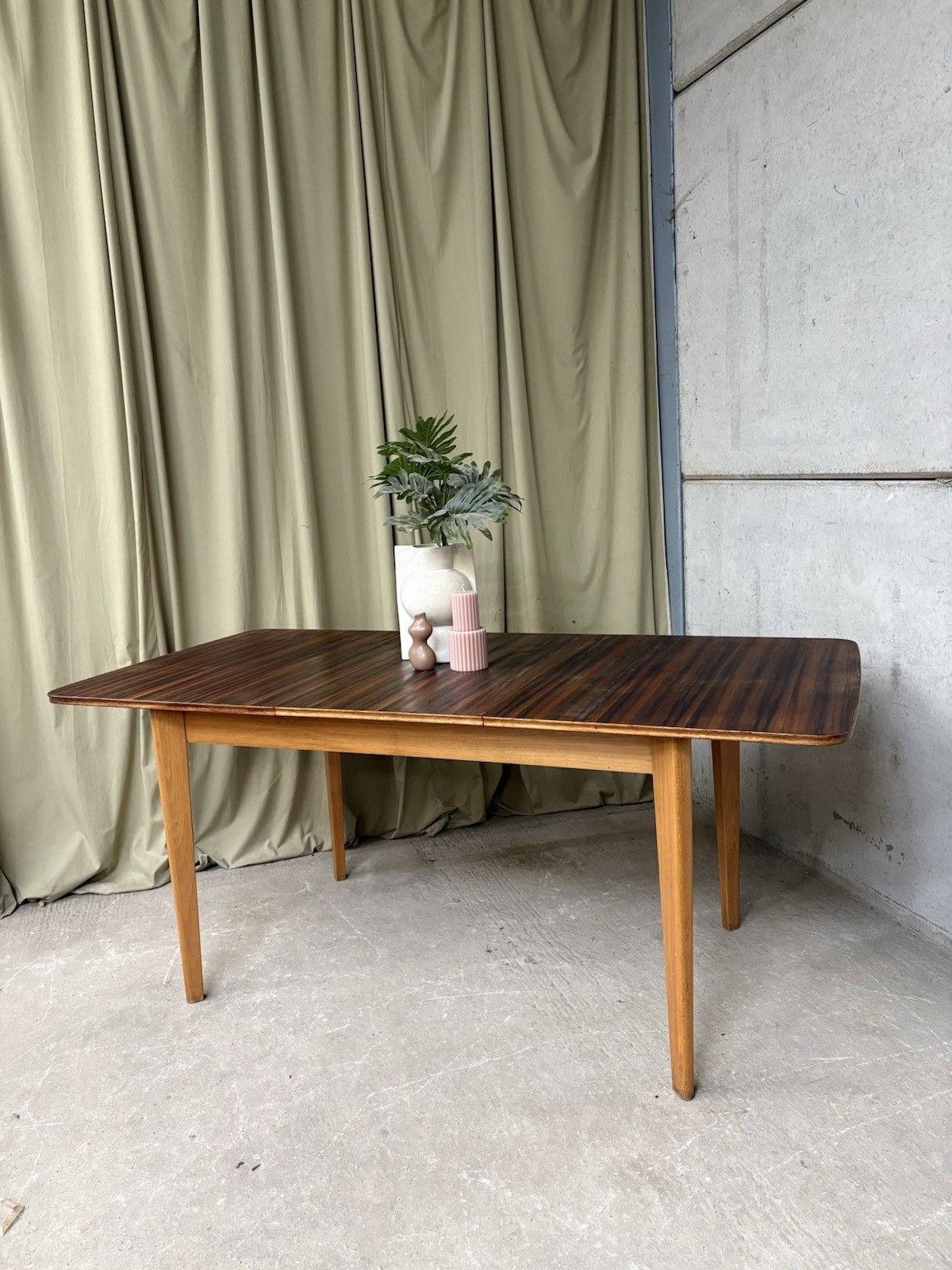 Vtg Mid Century Extending Vesper Dining Table Danish Italian Scandi Retro R1010