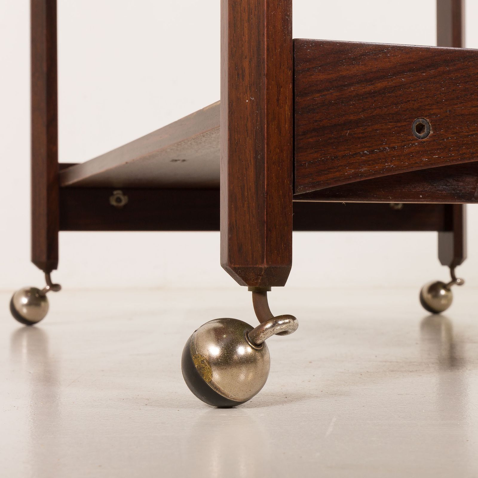 photo vintage Italian Mid Century Bar Trolley, Serving Cart In Rosewood, 1960s