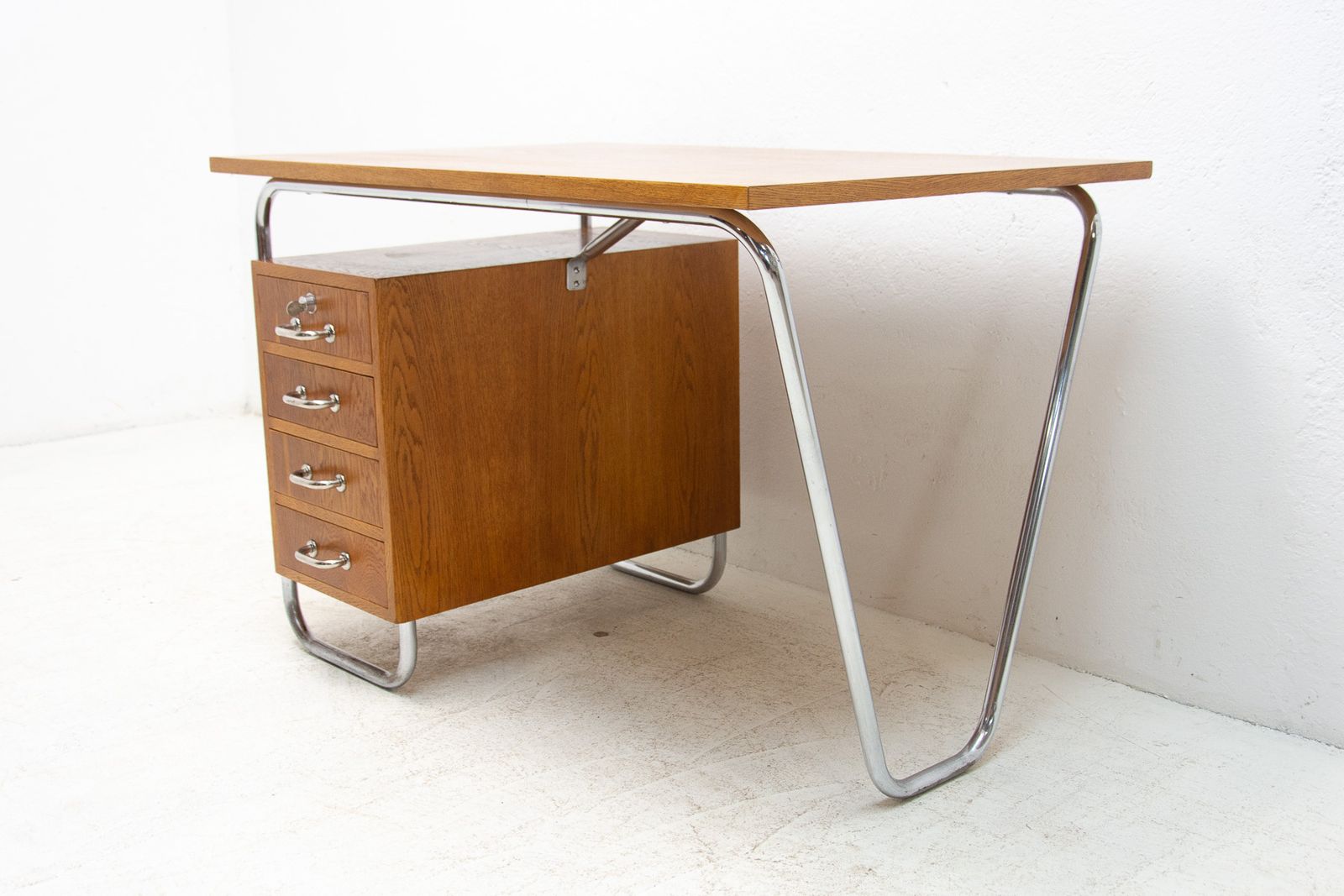 Schrijftafel, Rudolf Vichr, Jaren 1940, Tsjecho Slowakije photo Meubels