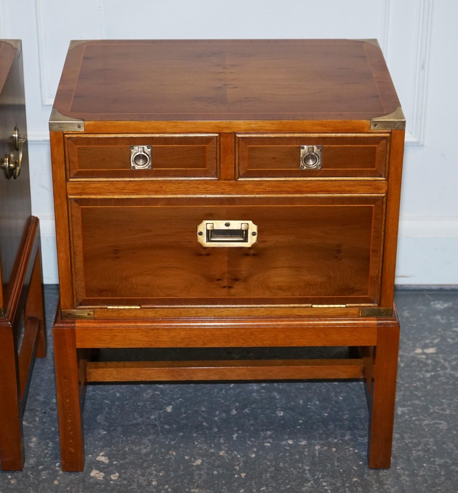A Pair Of Yew Wood & Brass English Military Campaign End Cabinets Nightstands photo 2500.0