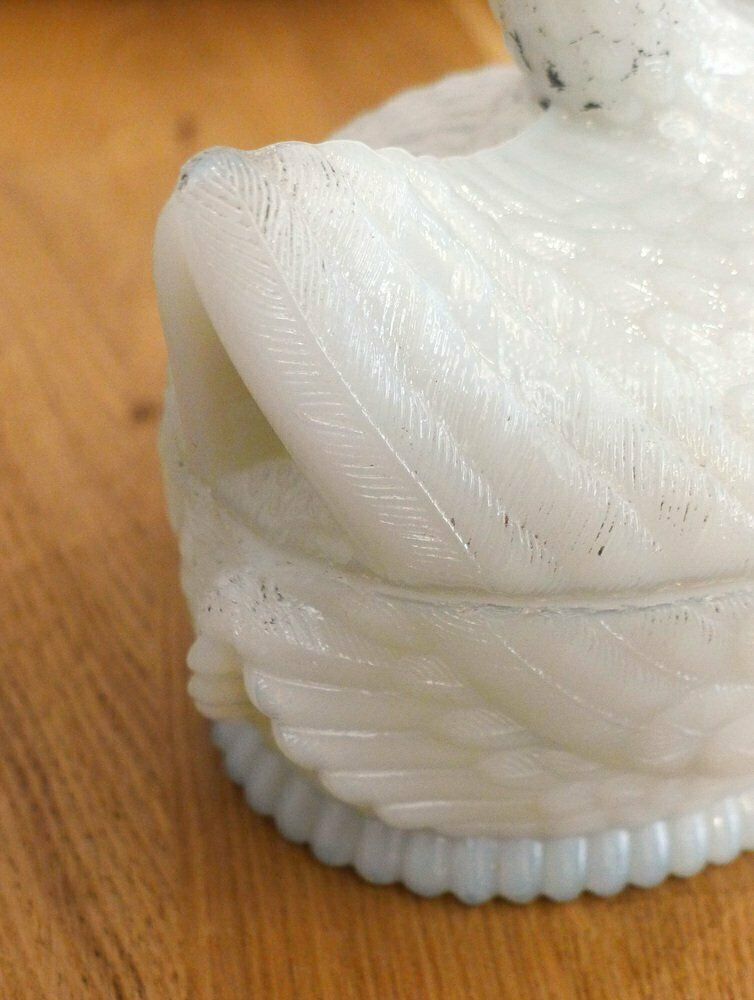 White Opaline Glass Swan Butter Dish By Vallérysthal, 1890s photo vinterior
