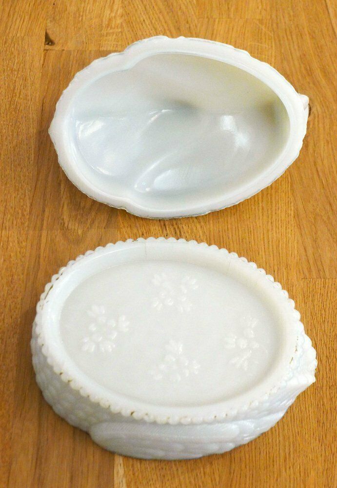 White Opaline Glass Swan Butter Dish By Vallérysthal, 1890s photo buy