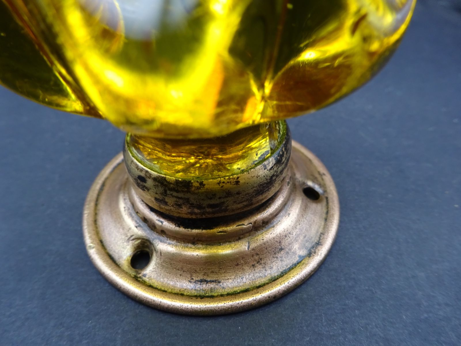 Victorian Yellow/Amber Glass Door Knob photo vinterior