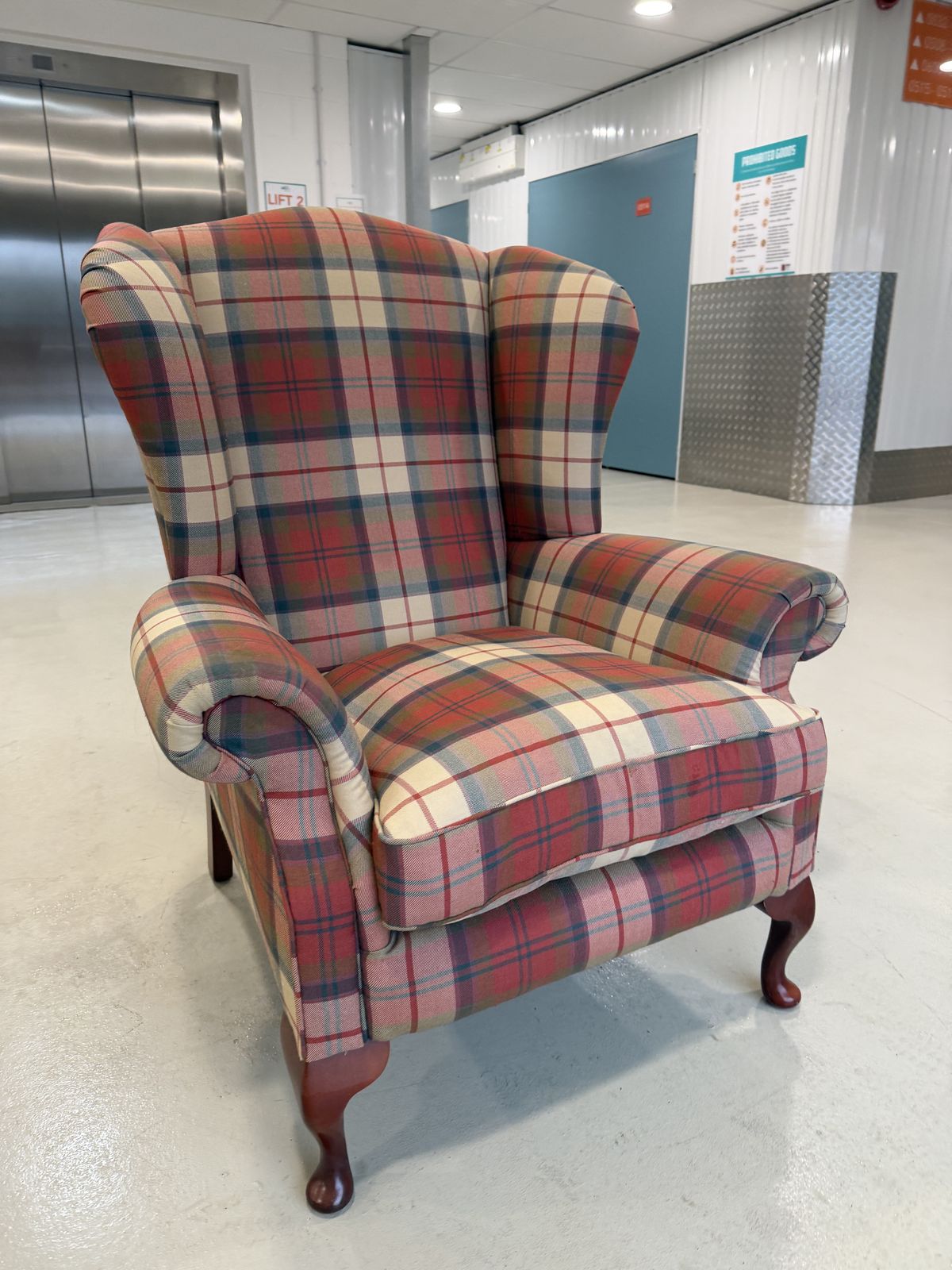 photo vinterior Lovely Queen Anne Style High Wingback Armchair In Red Check Fabric – Great Condition