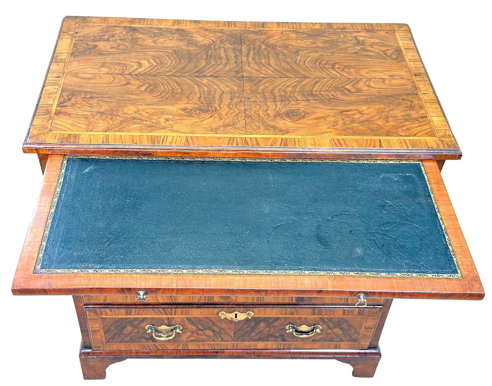 Small 18th Century Georgian Walnut Chest Of Drawers (England, Circa 1720) photo for sale