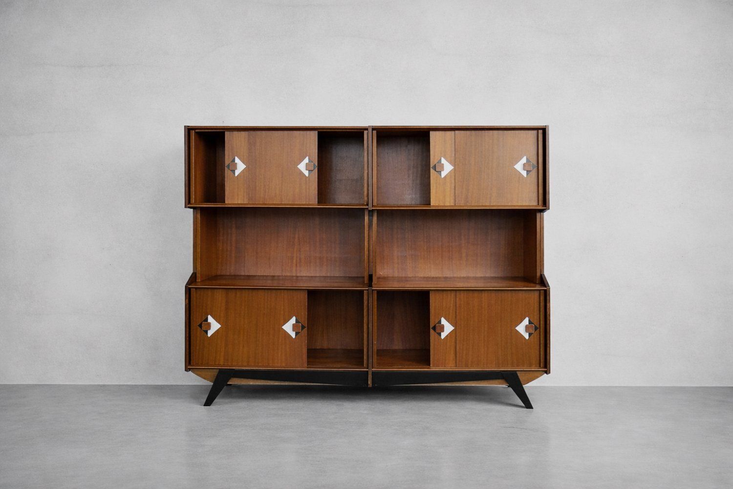 Mid Century Deens Modern Teakhouten Dressoir Met Handgeschilderd Patroon, Ca. Jaren 1950 photo Meubels