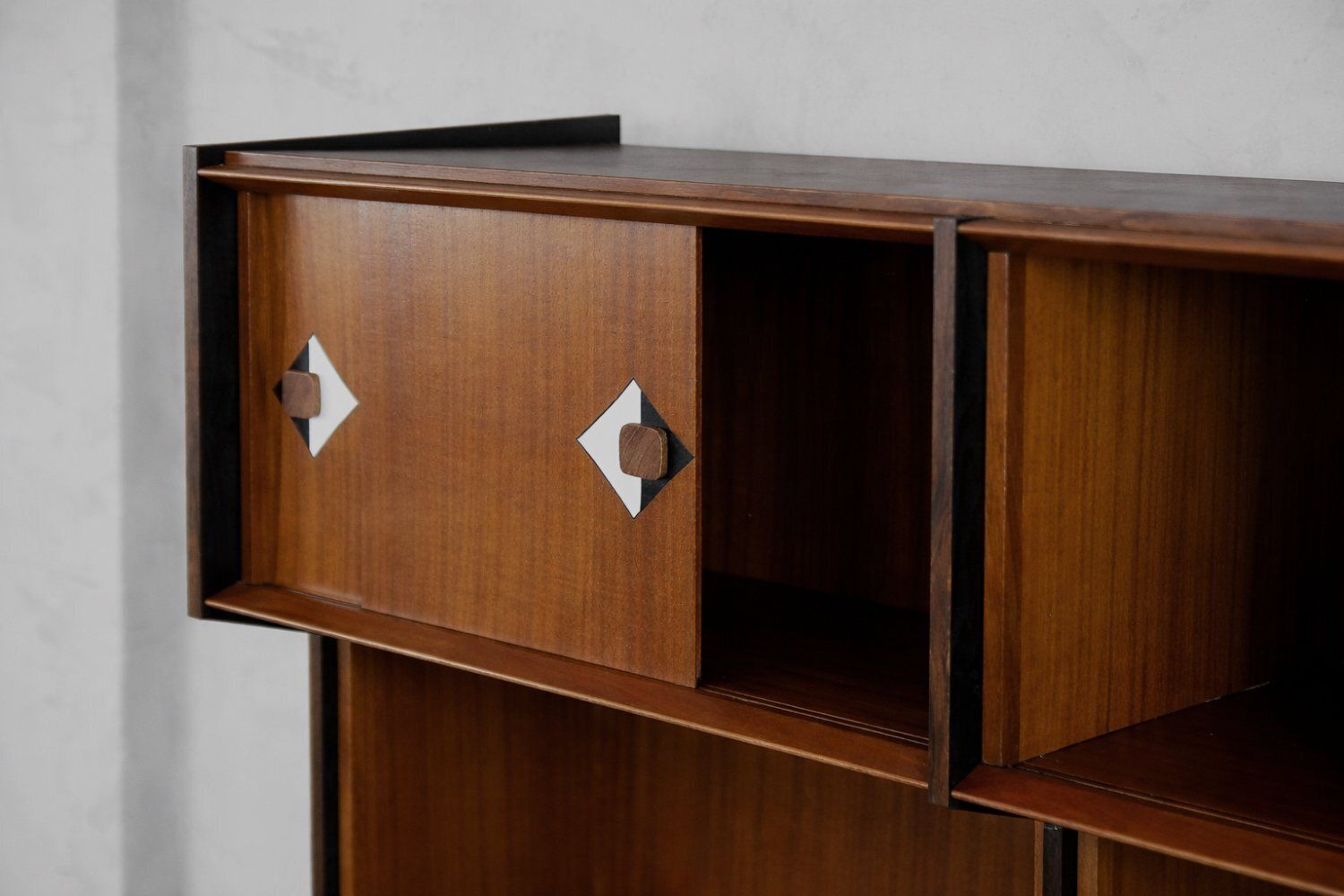 Mid Century Deens Modern Teakhouten Dressoir Met Handgeschilderd Patroon, Ca. Jaren 1950 photo buy