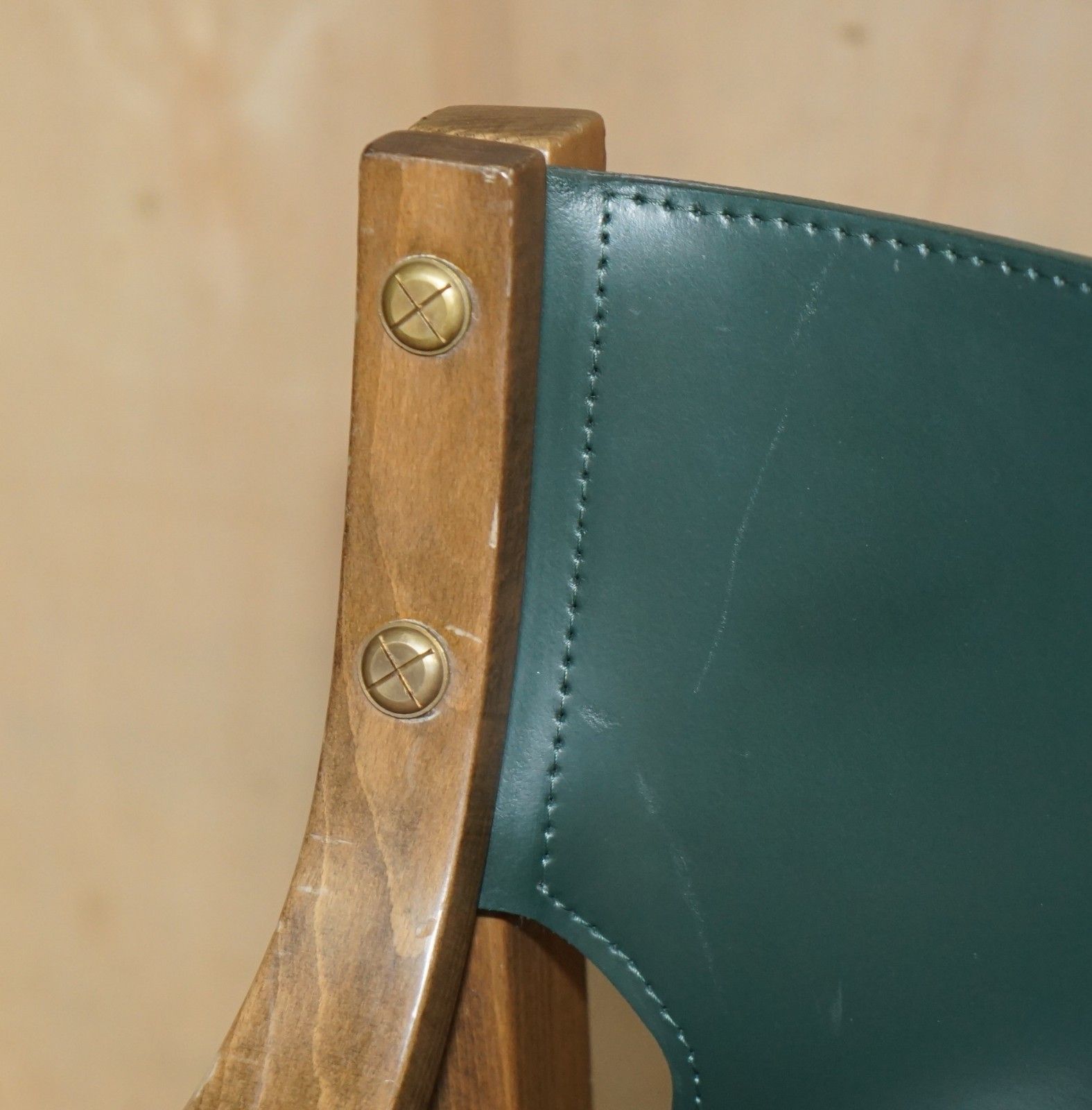 Suite Of Four Rrp £5,240 Old Livoni Walnut Framed Green Saddle Leather Armchairs photo vintage