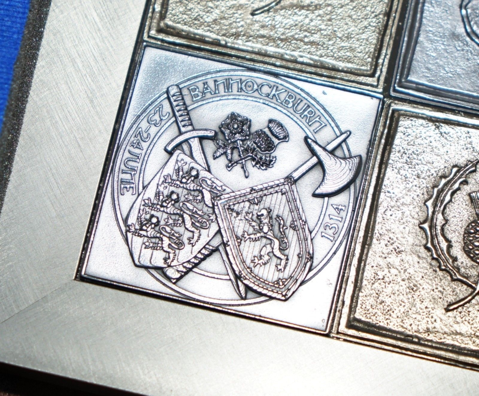 photo furniture Bnib Rrp £15,000 Ltd Edition 40/500 The Battle Of Bannockburn Pewter Chess Set