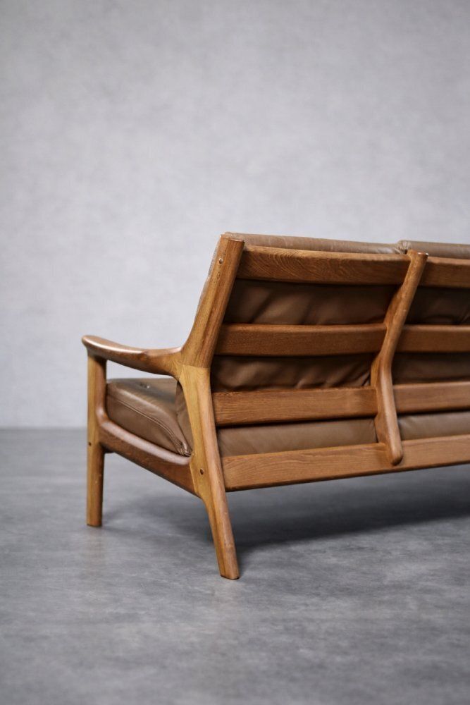 photo vintage Mid Century Modern Danish Three Seater Sofa In Brown Leather By Georg Thams For A/S Vejen Polstermöbelfabrik, 1960s