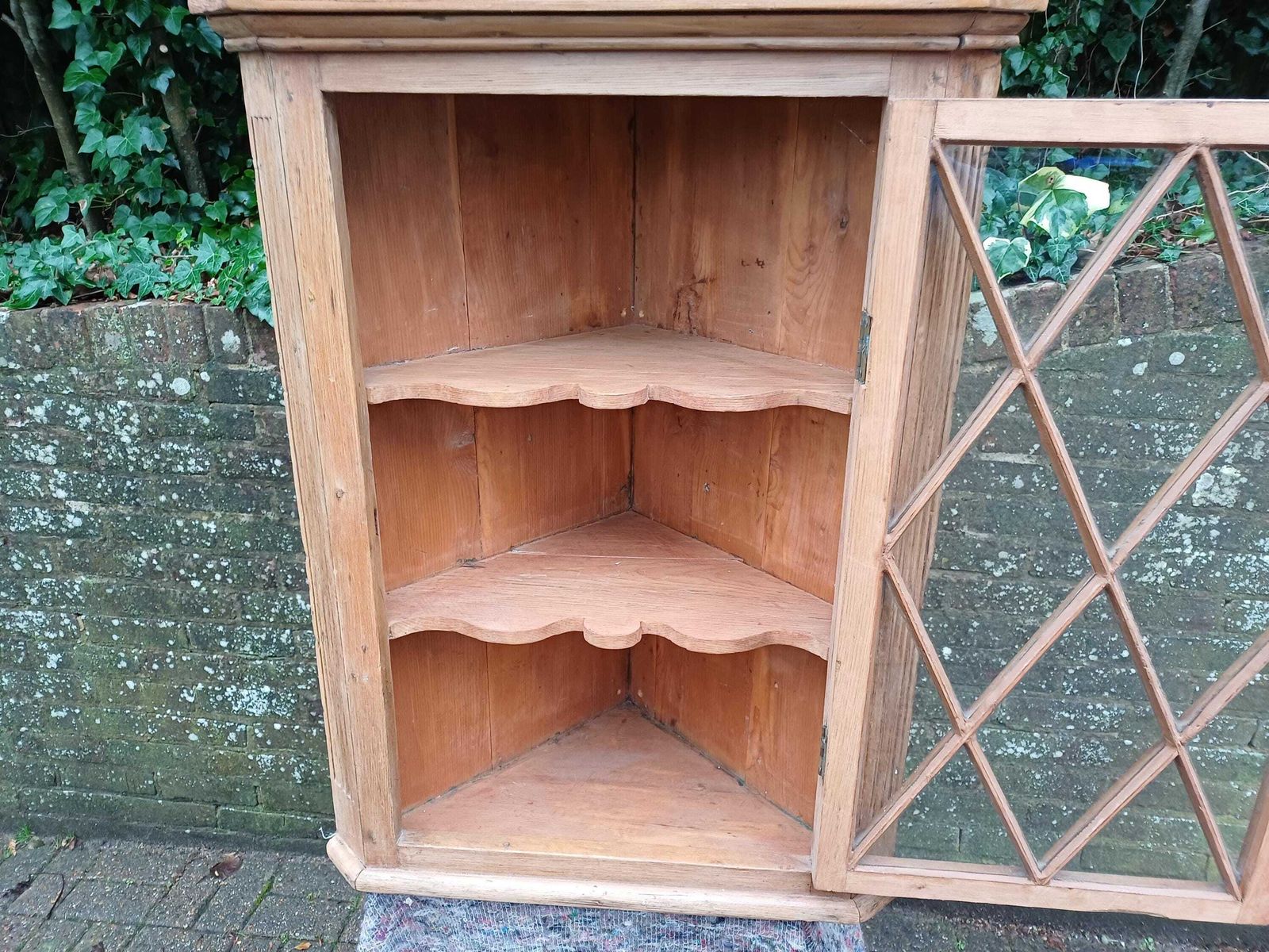 photo furniture Victorian Stripped Pine Corner Cupboard Antique Rustic Glazed Cabinet Astral Glazed Door Country Kitchen Bathroom Storage