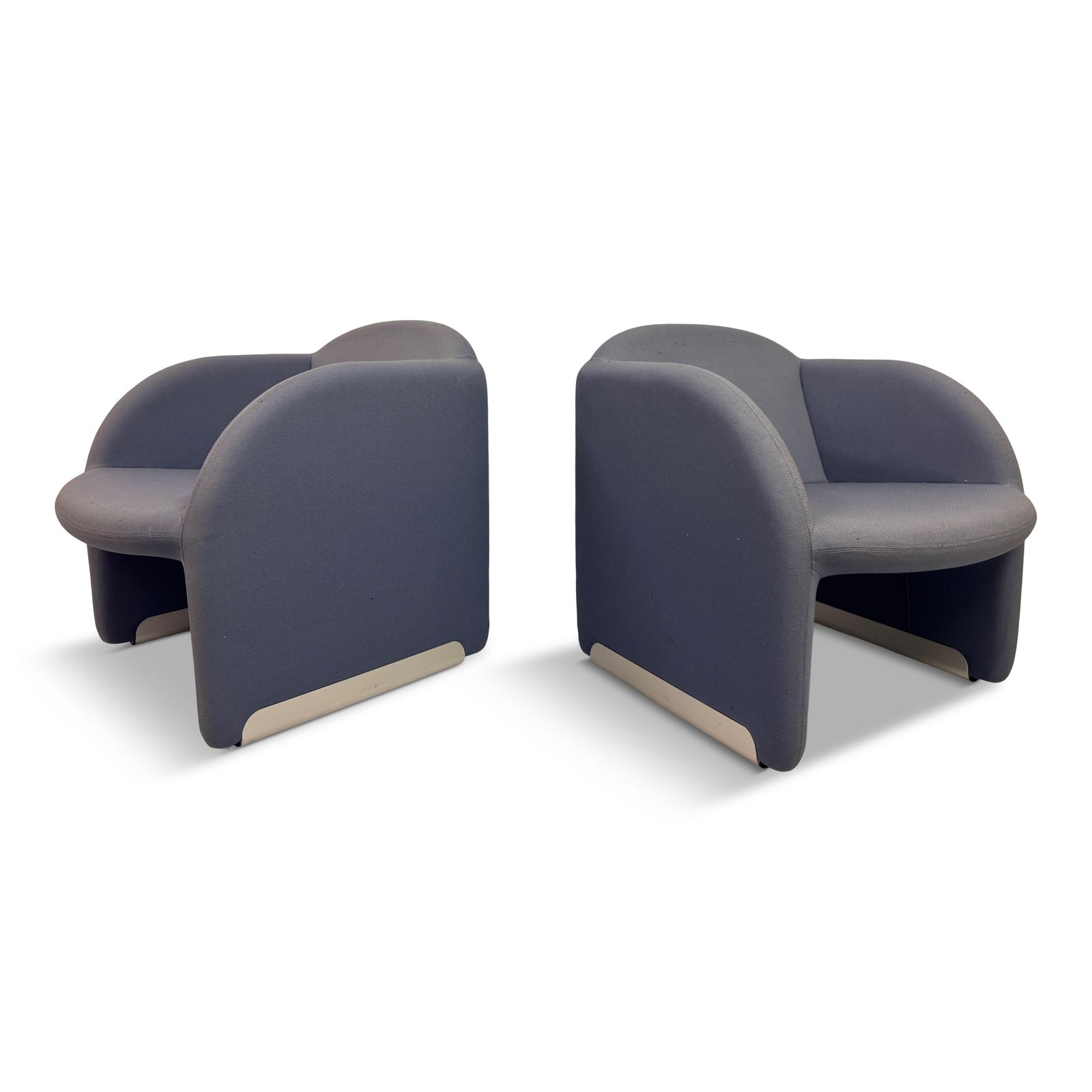 Pair Of Ben Chairs By Pierre Paulin For Artifort
