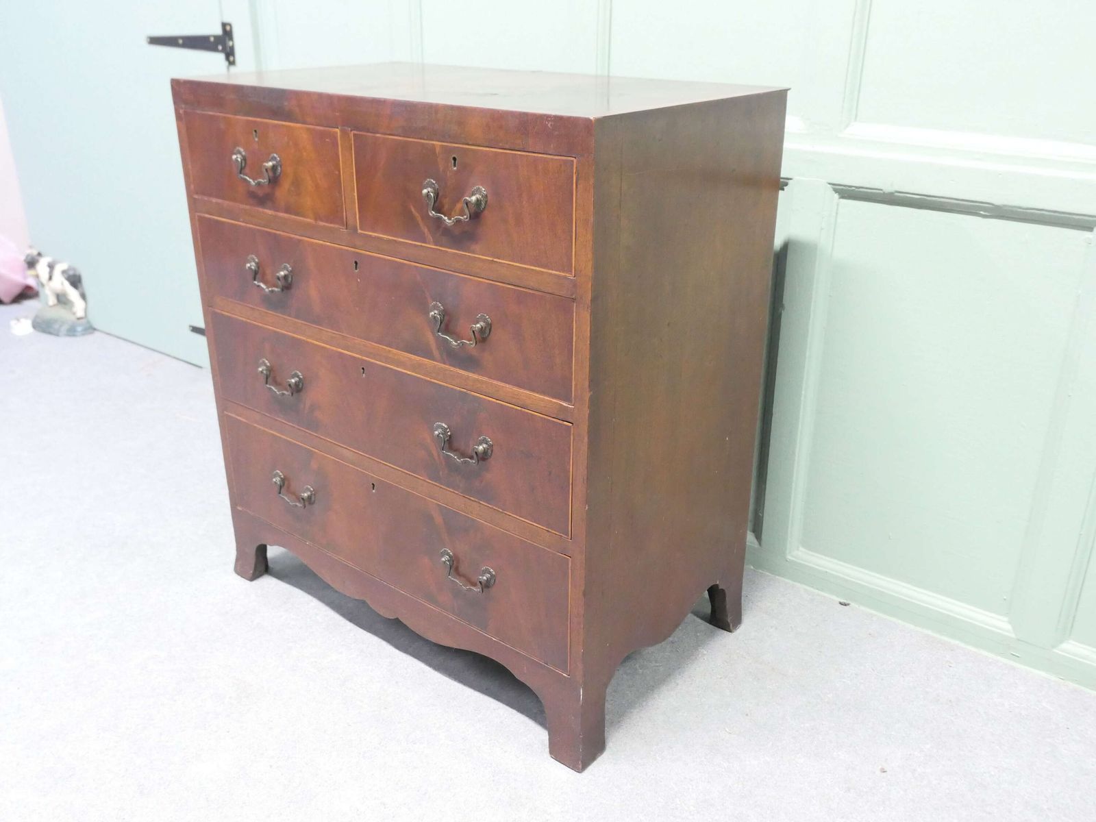 A Medium Size Flame Mahogany Georgian Style Chest Of Drawers photo furniture