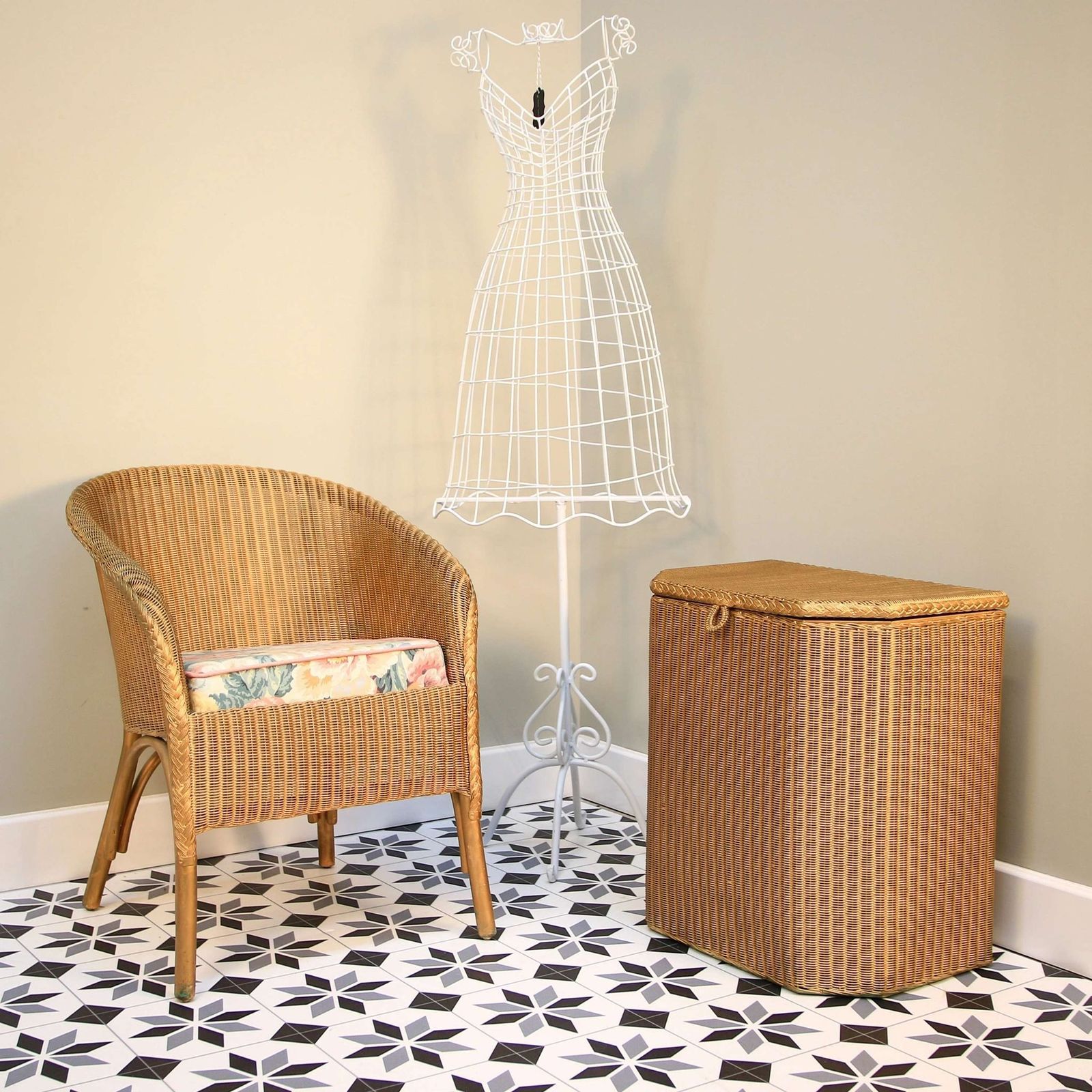 Lloyd Loom Lusty Chair And Linen Basket In Gold