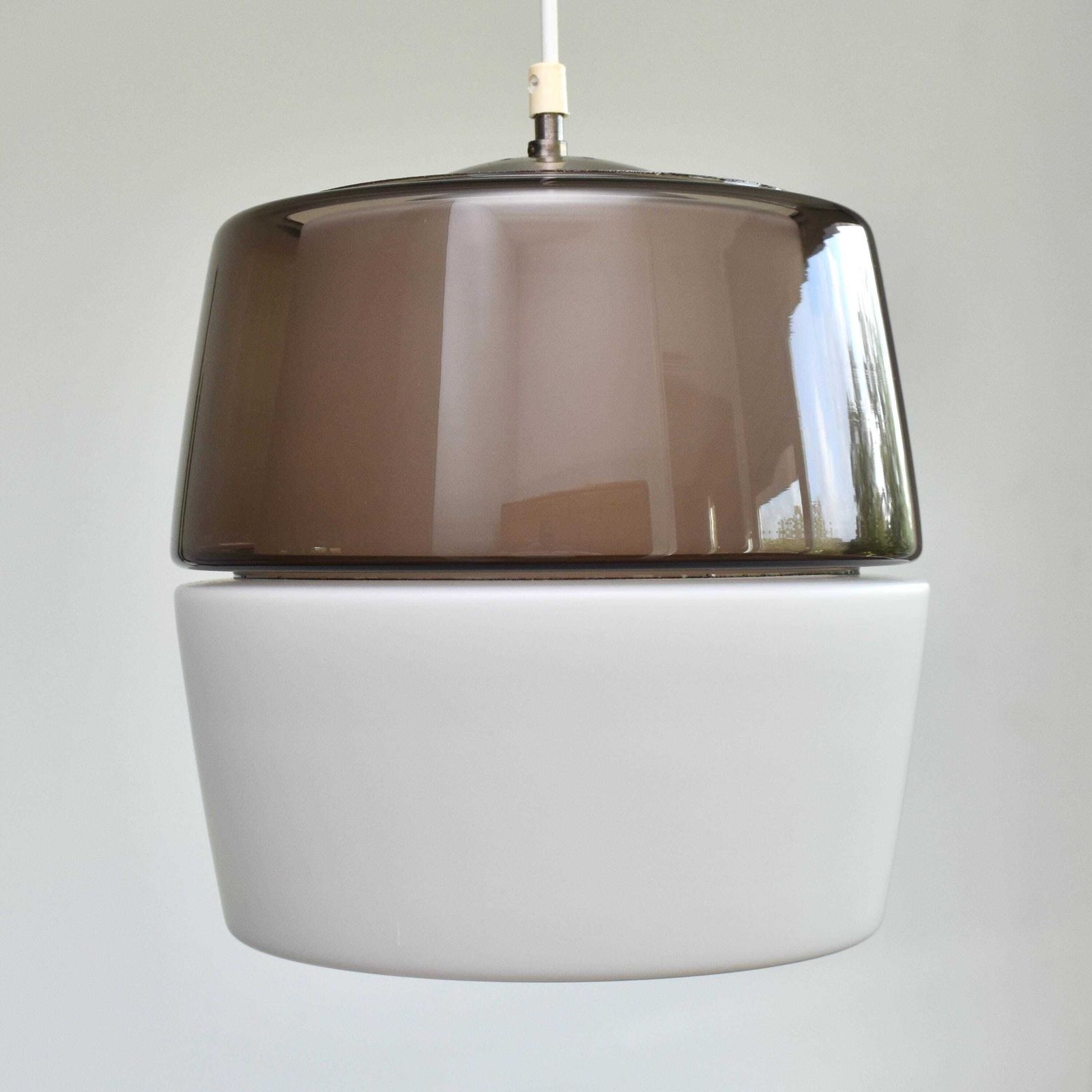 Peill & Putzler Jaren 1960 Rookglas Hanglamp Mid Century Modern Modernistisch | Amethist Paarse Kleurblok Vintage Mcm Plafondlamp photo buy