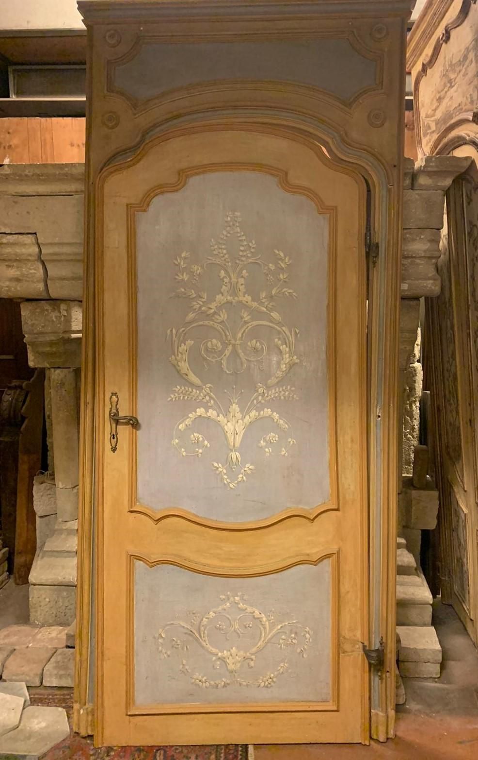 Porta In Legno Laccato, Pannelli Dipinti, Completa Di Telaio E Sovrapporta photo furniture