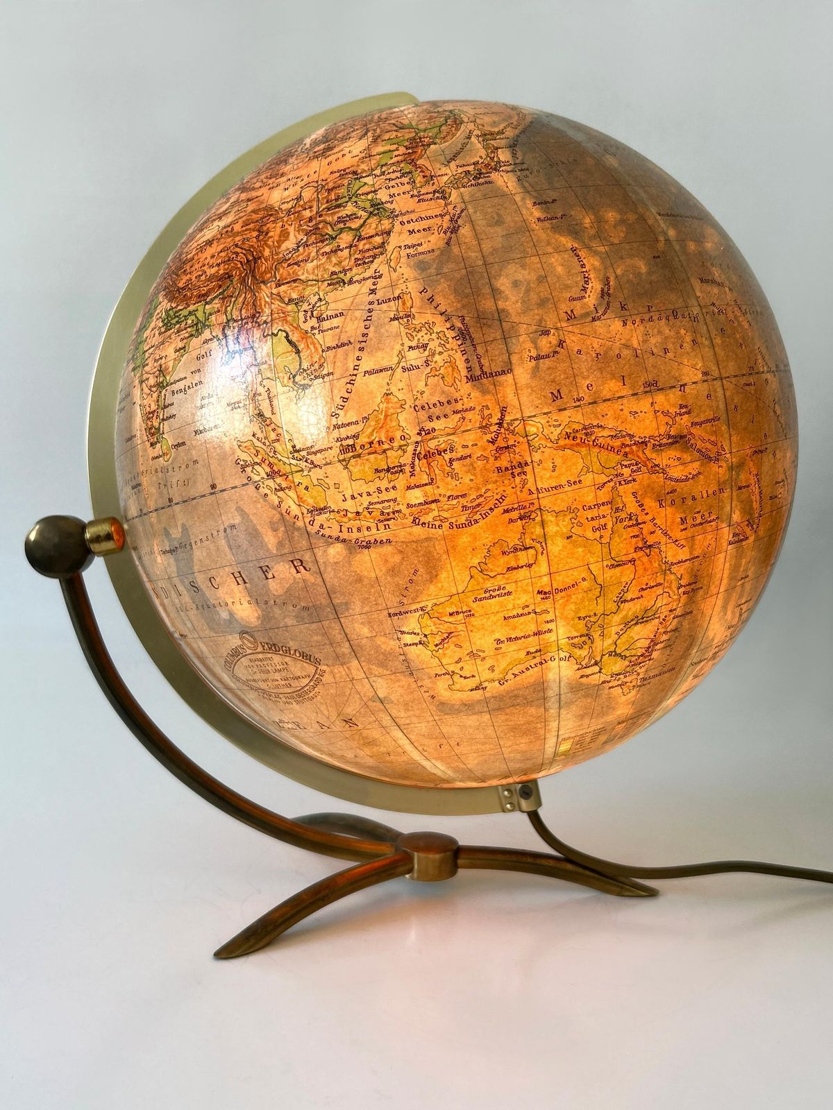 Rare Glass Earth Globe Or Table Lamp By Columbus Verlag   Paul Oestergaard 1960s photo Lighting