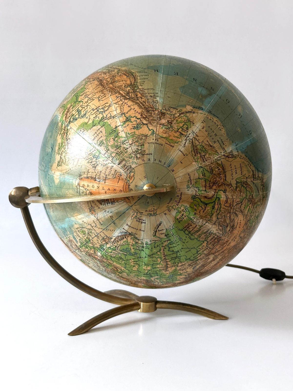 photo for sale Rare Glass Earth Globe Or Table Lamp By Columbus Verlag   Paul Oestergaard 1960s