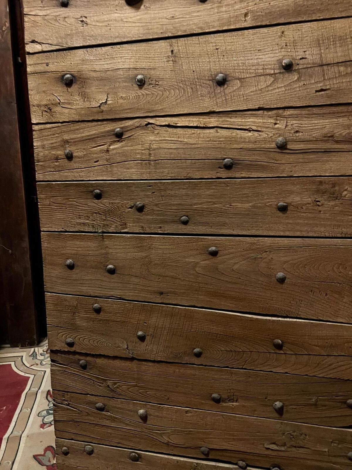 Portoncino Chiodato In Legno Di Rovere, Centinato Superiormente, Italia photo 1594.0